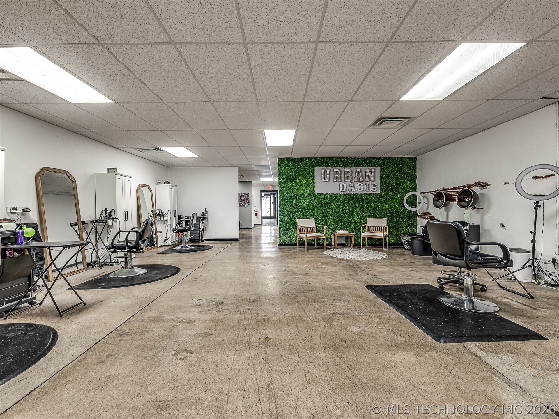206 E Rogers Boulevard Skiatook OK 74070
