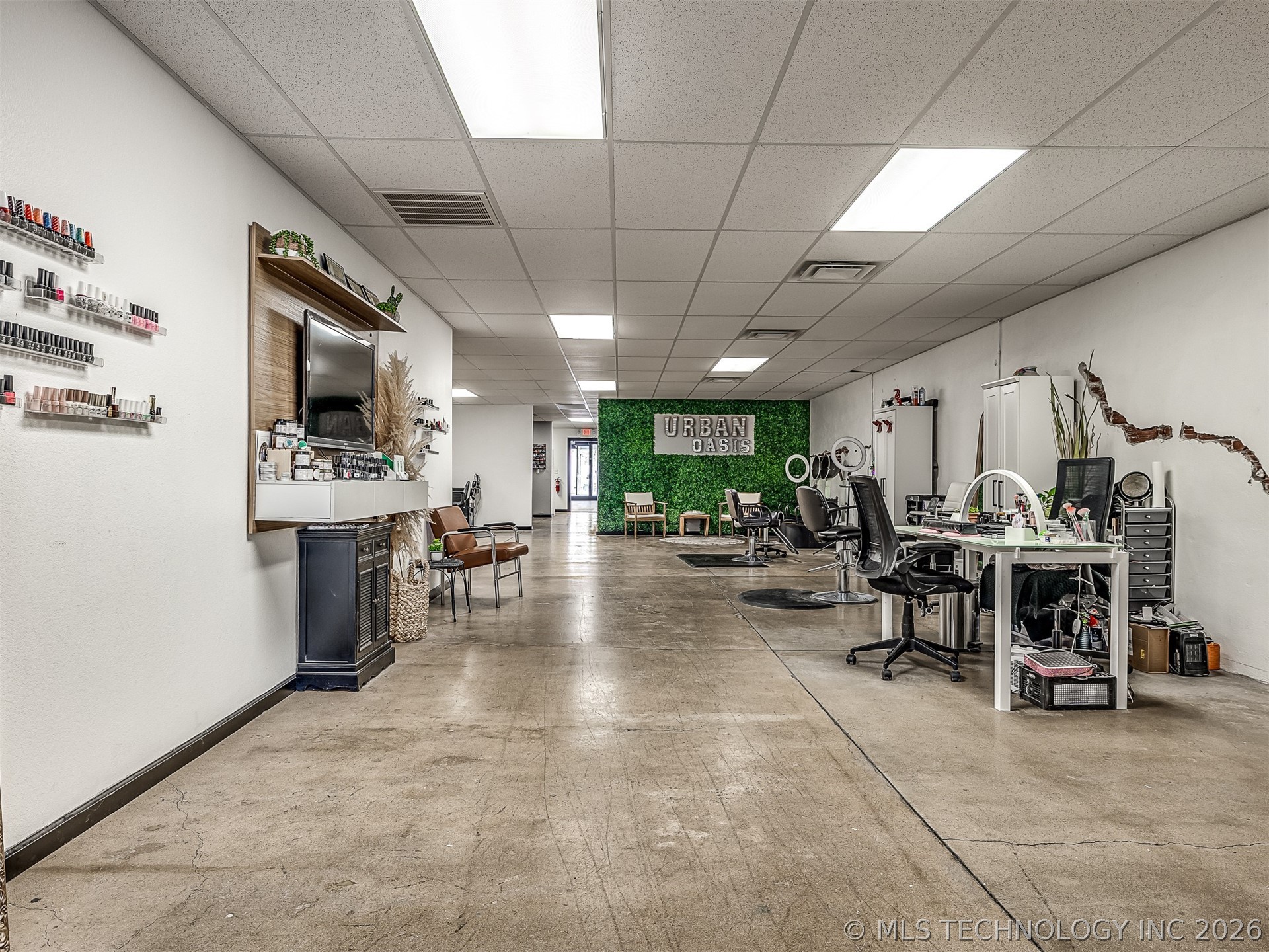 206 E Rogers Boulevard Skiatook OK 74070