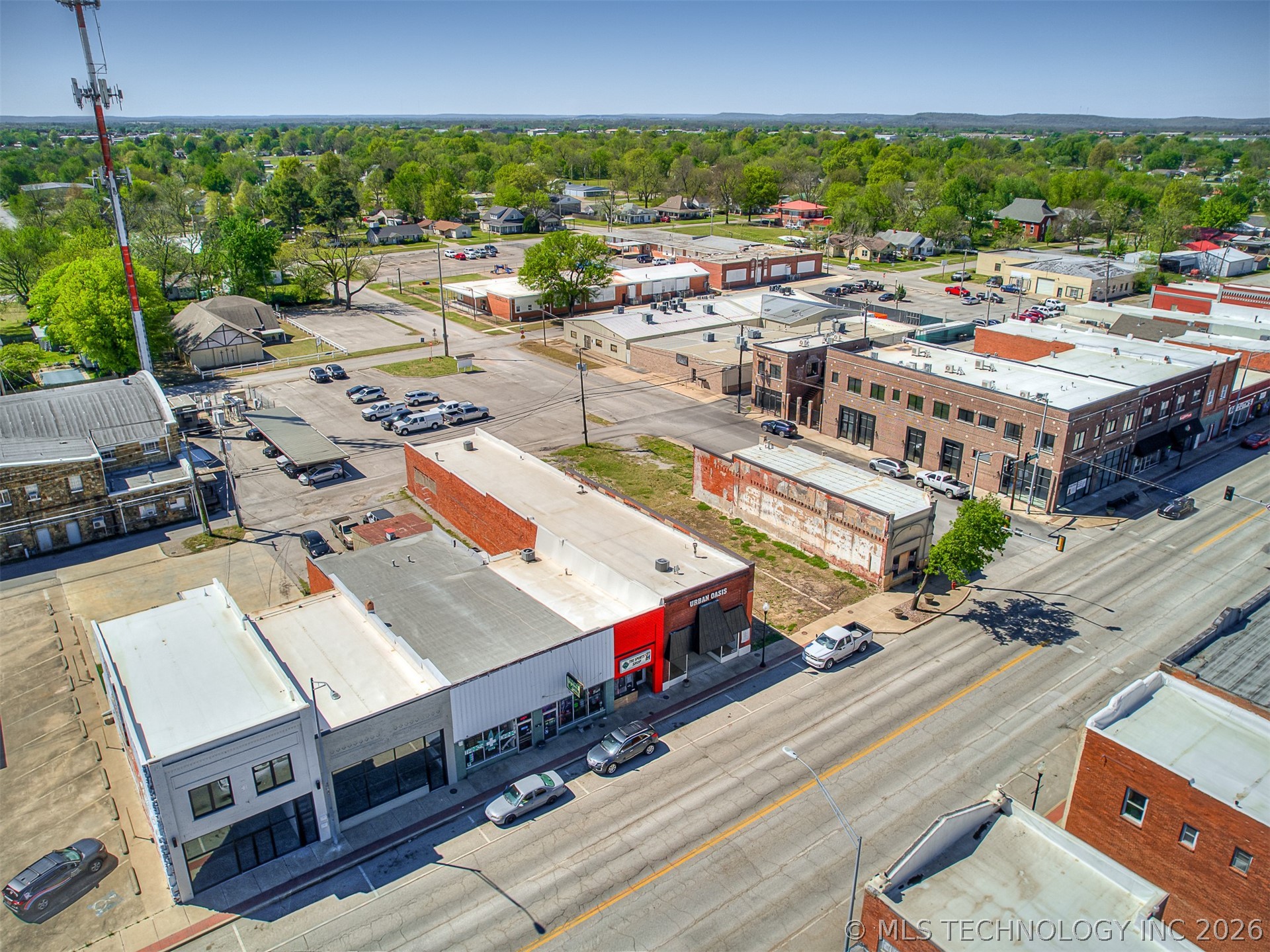 206 E Rogers Boulevard Skiatook OK 74070