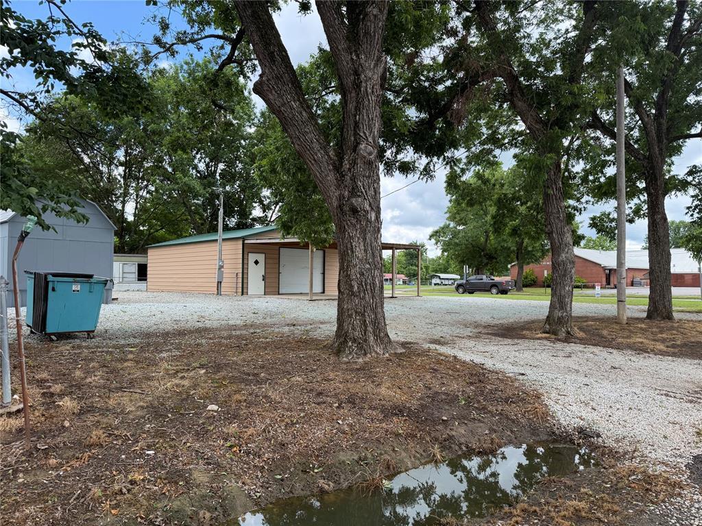 306 E Gentry Checotah OK 74426