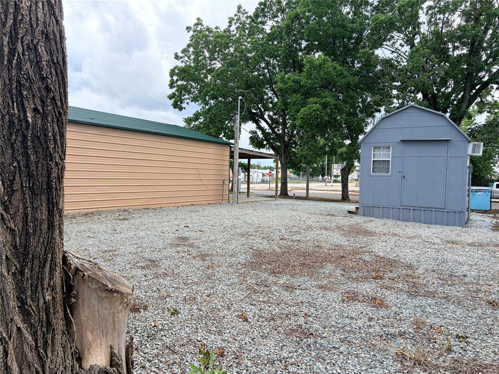 306 E Gentry Checotah OK 74426