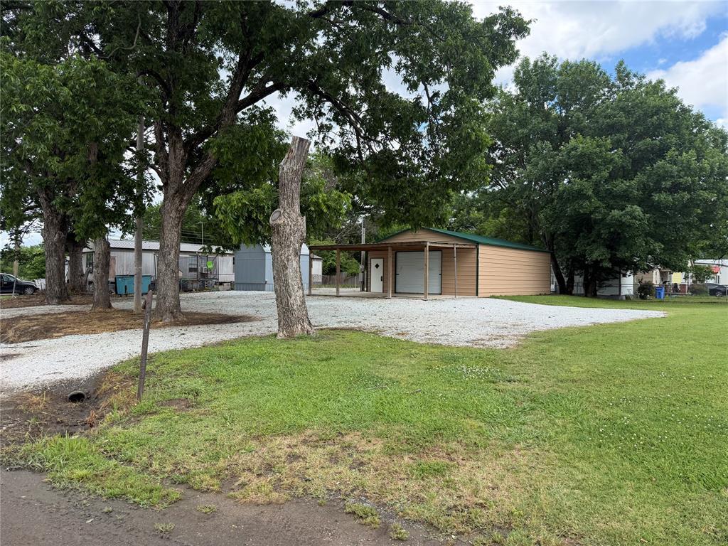 306 E Gentry Checotah OK 74426