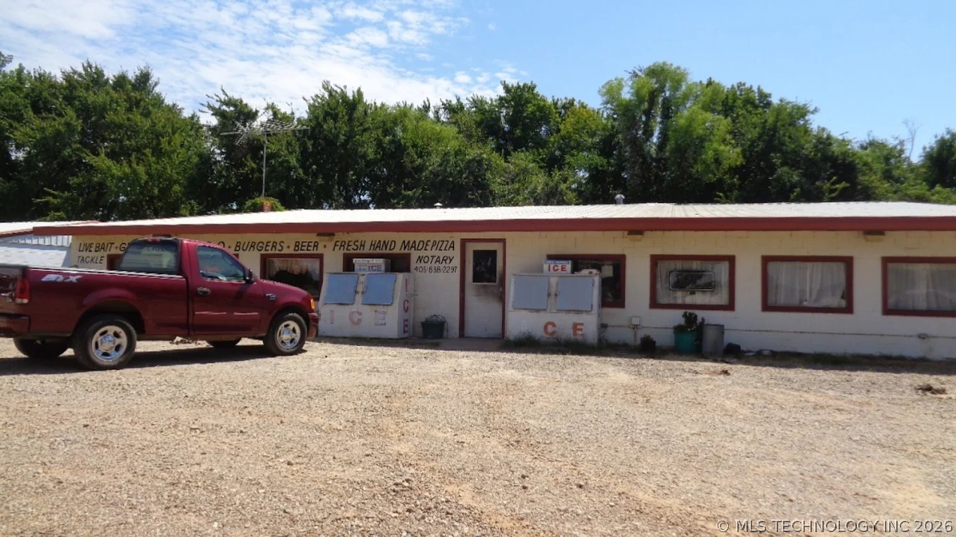 000 Carpenters Bluff Road Hendrix OK 74741