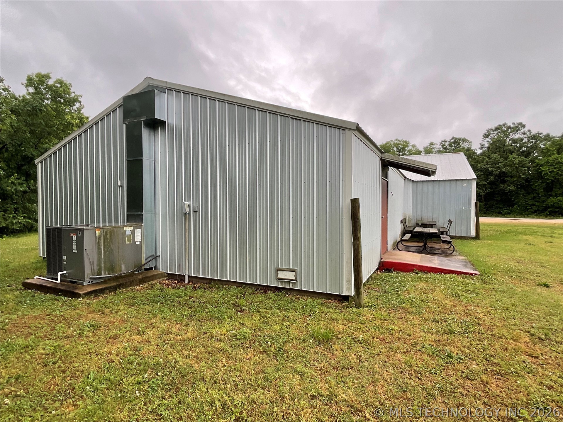 61922 State Highway 10 Kansas OK 74347