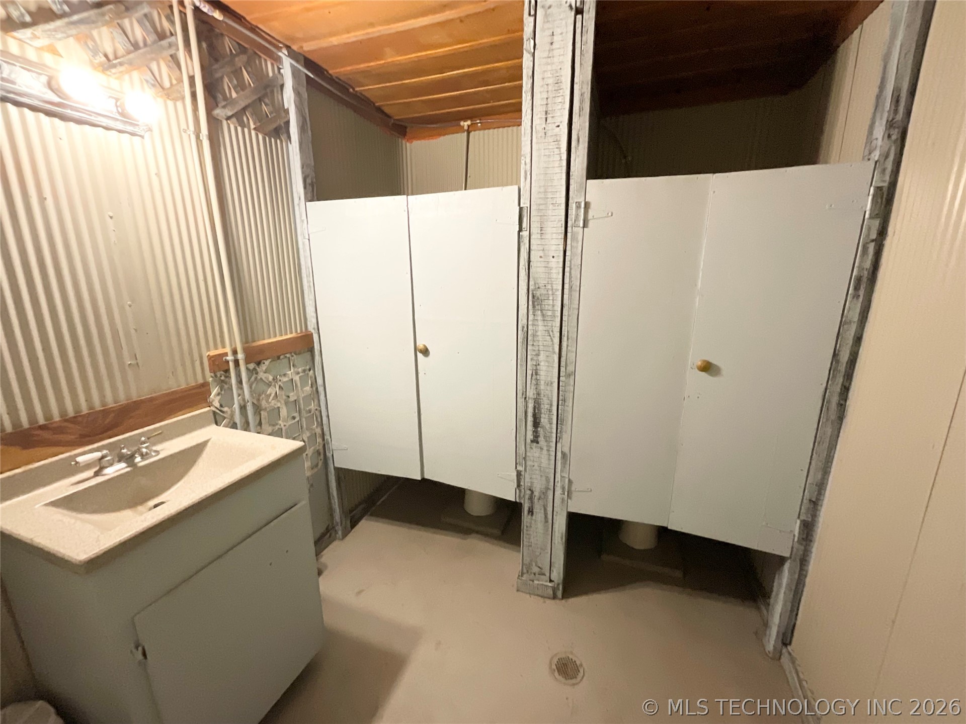 61922 State Highway 10 Kansas OK 74347