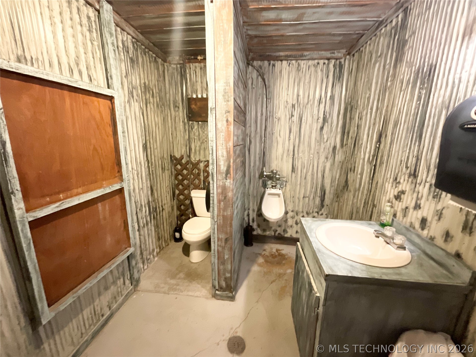 61922 State Highway 10 Kansas OK 74347