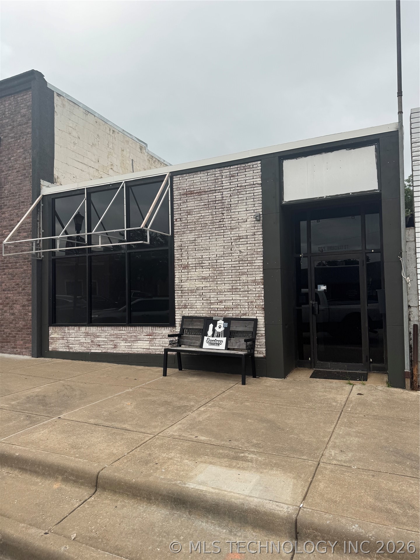 123 S Broadway Street Coweta OK 74429
