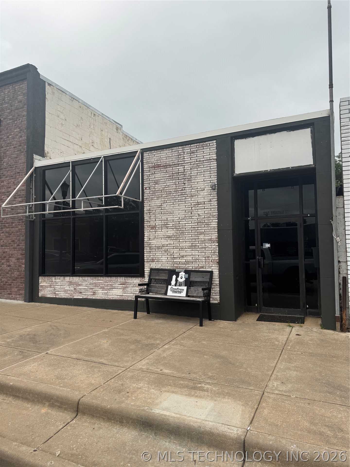 123 S Broadway Street Coweta OK 74429