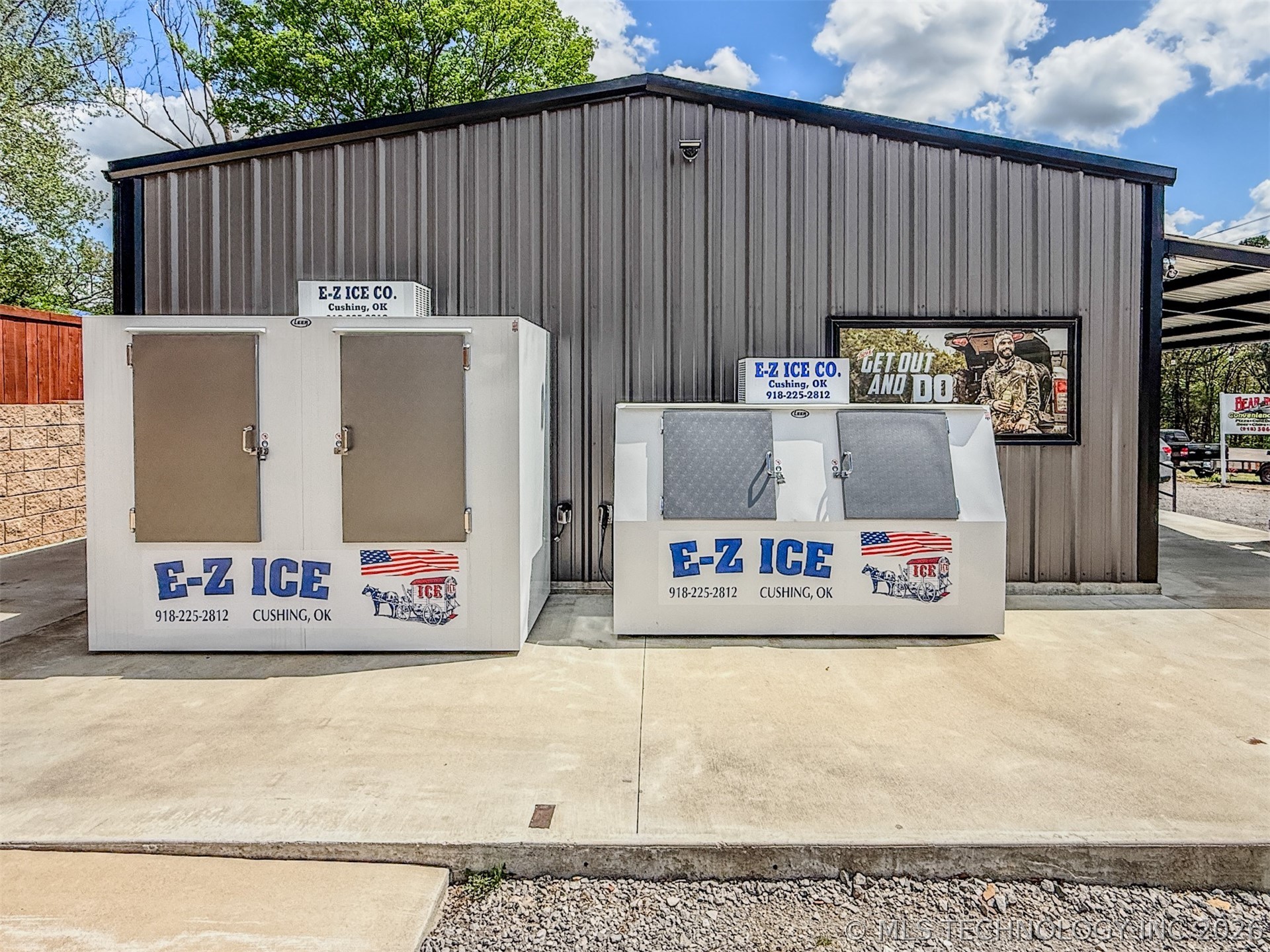 3184 Highway 51 Hulbert OK 74441