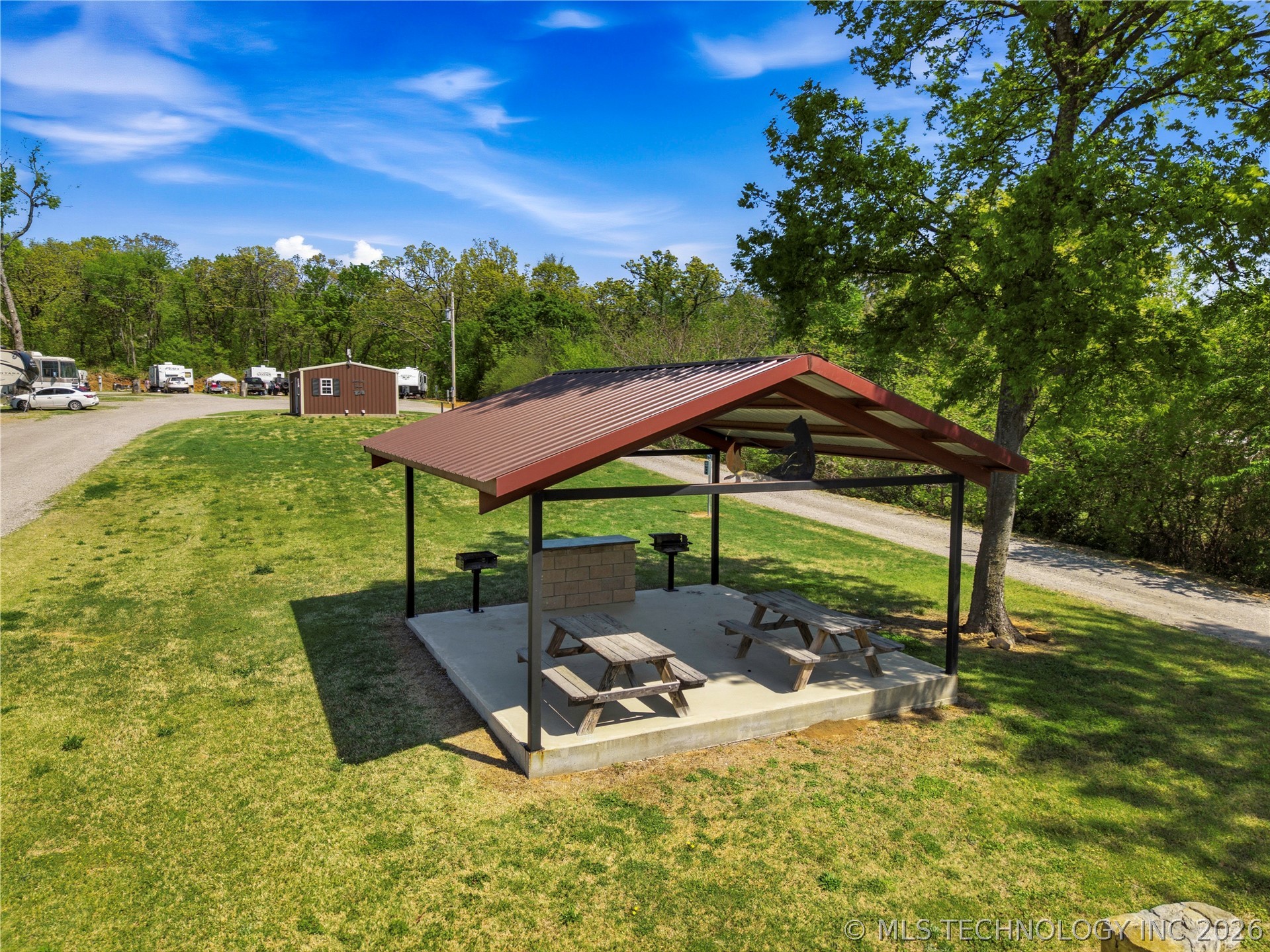 3184 Highway 51 Hulbert OK 74441