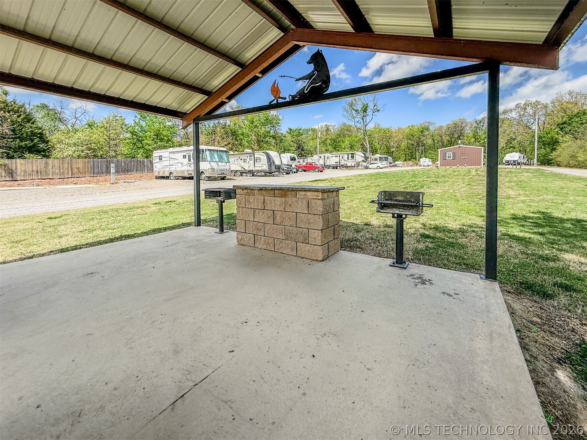 3184 Highway 51 Hulbert OK 74441