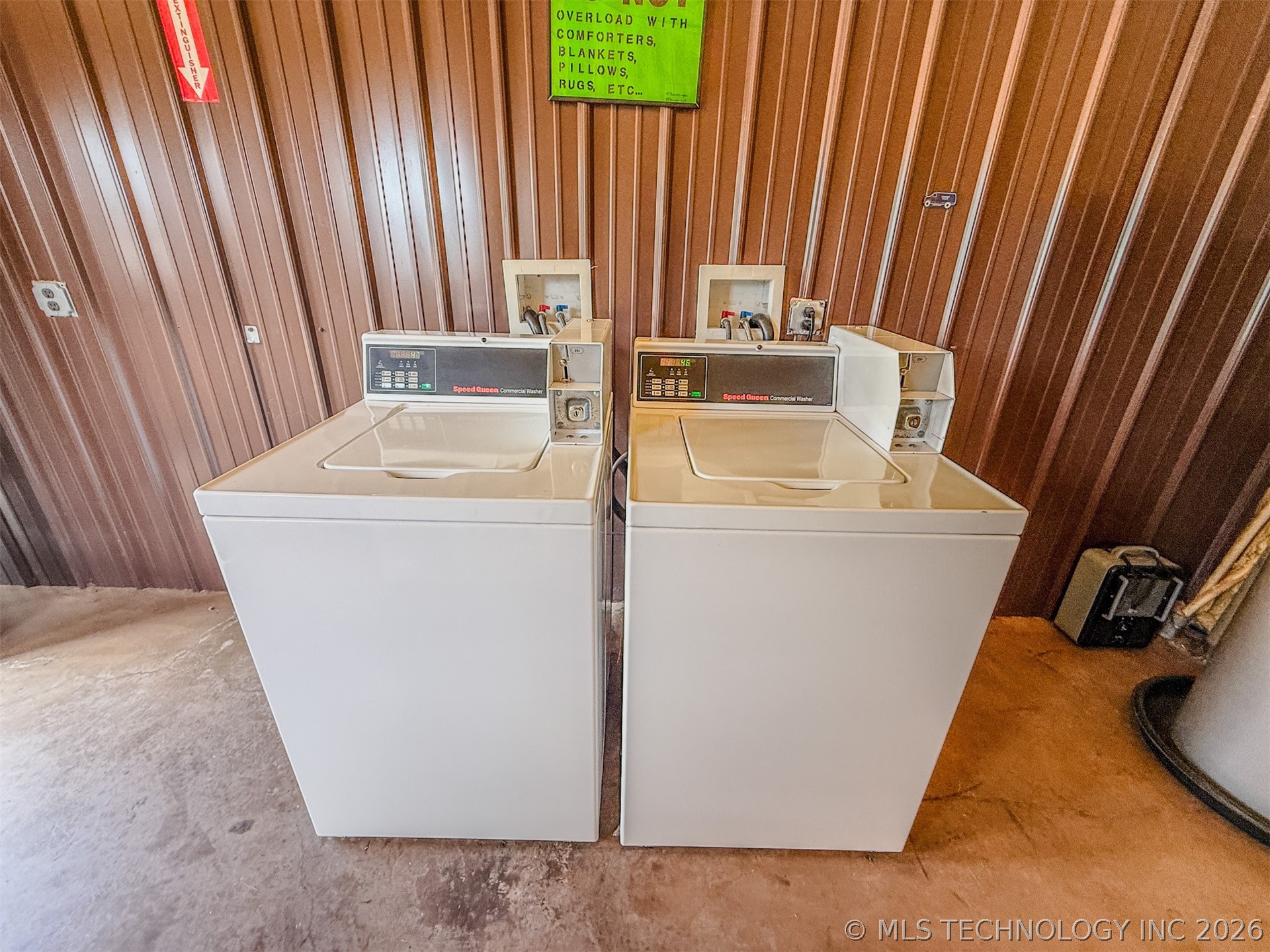 3184 Highway 51 Hulbert OK 74441