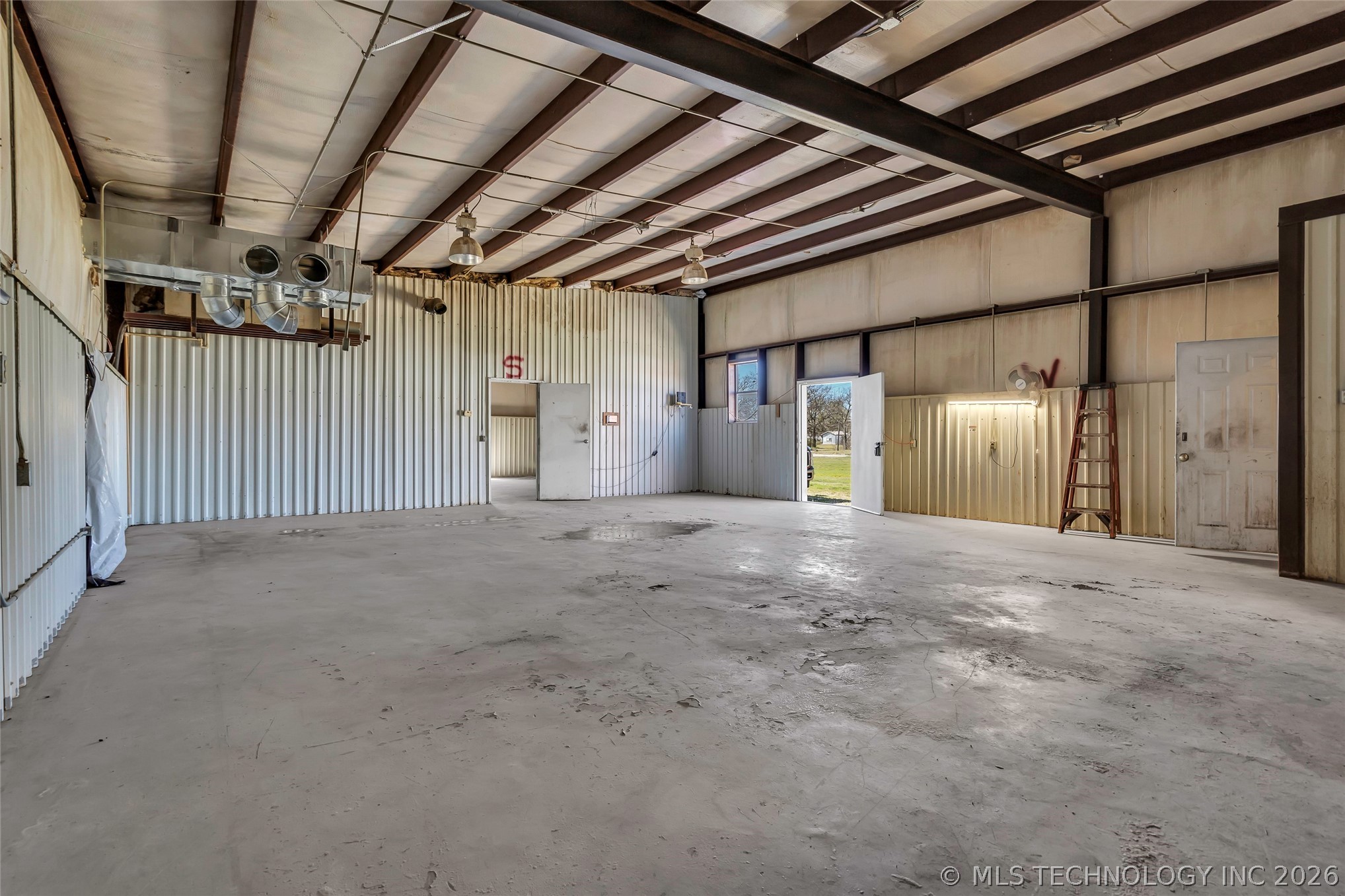121 Davis Wilson OK 73463