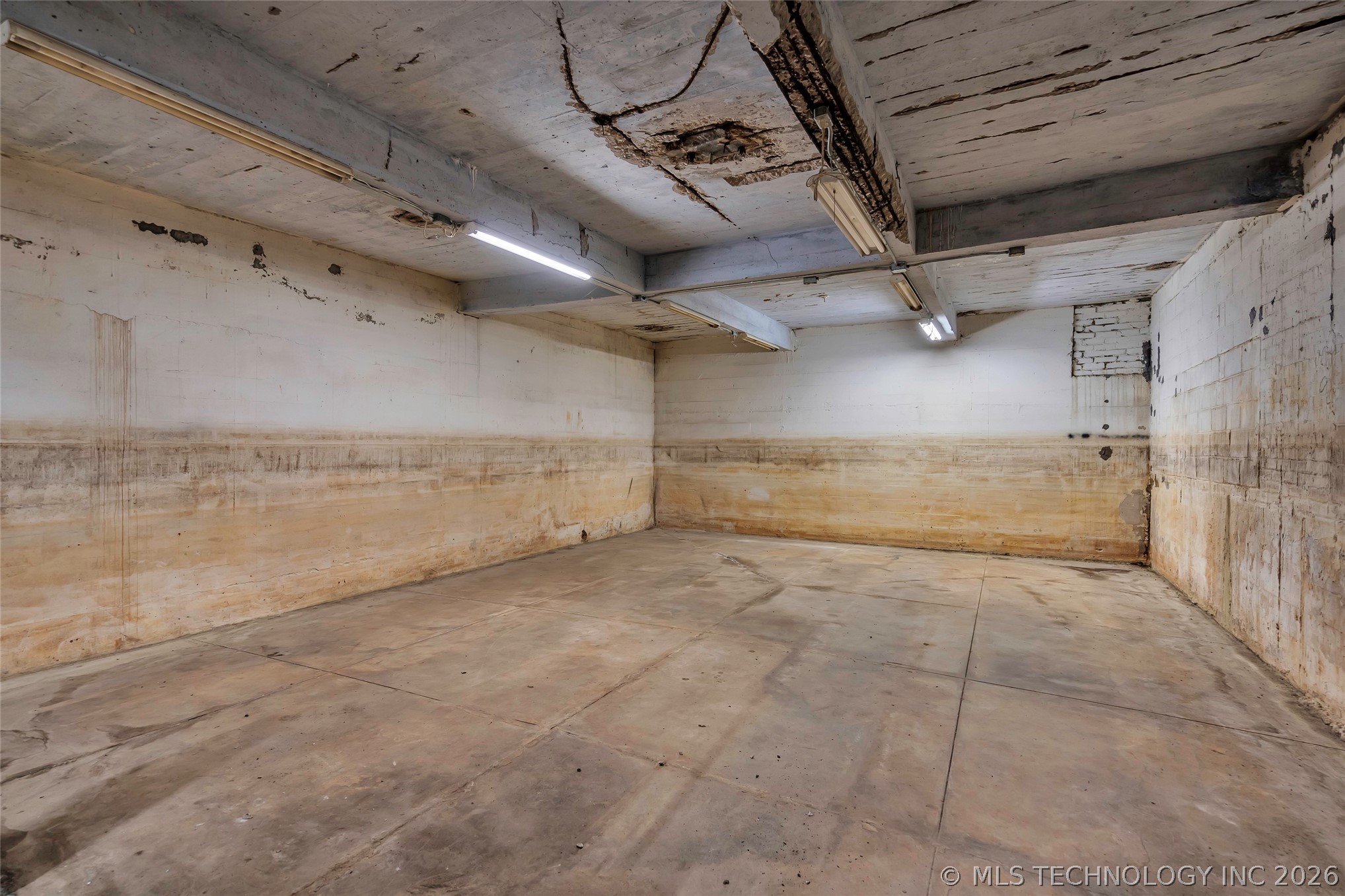 121 Davis Wilson OK 73463