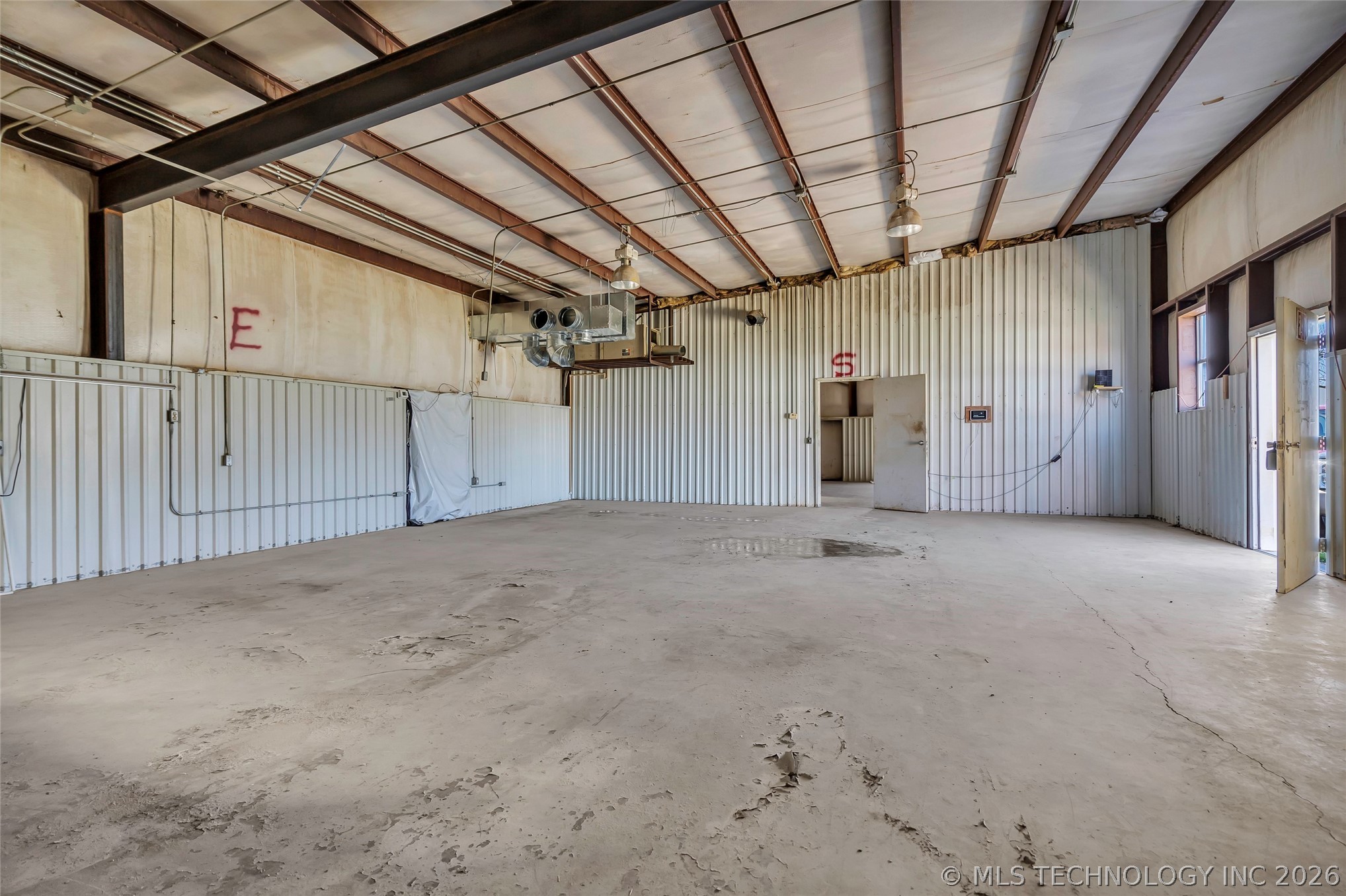 121 Davis Wilson OK 73463