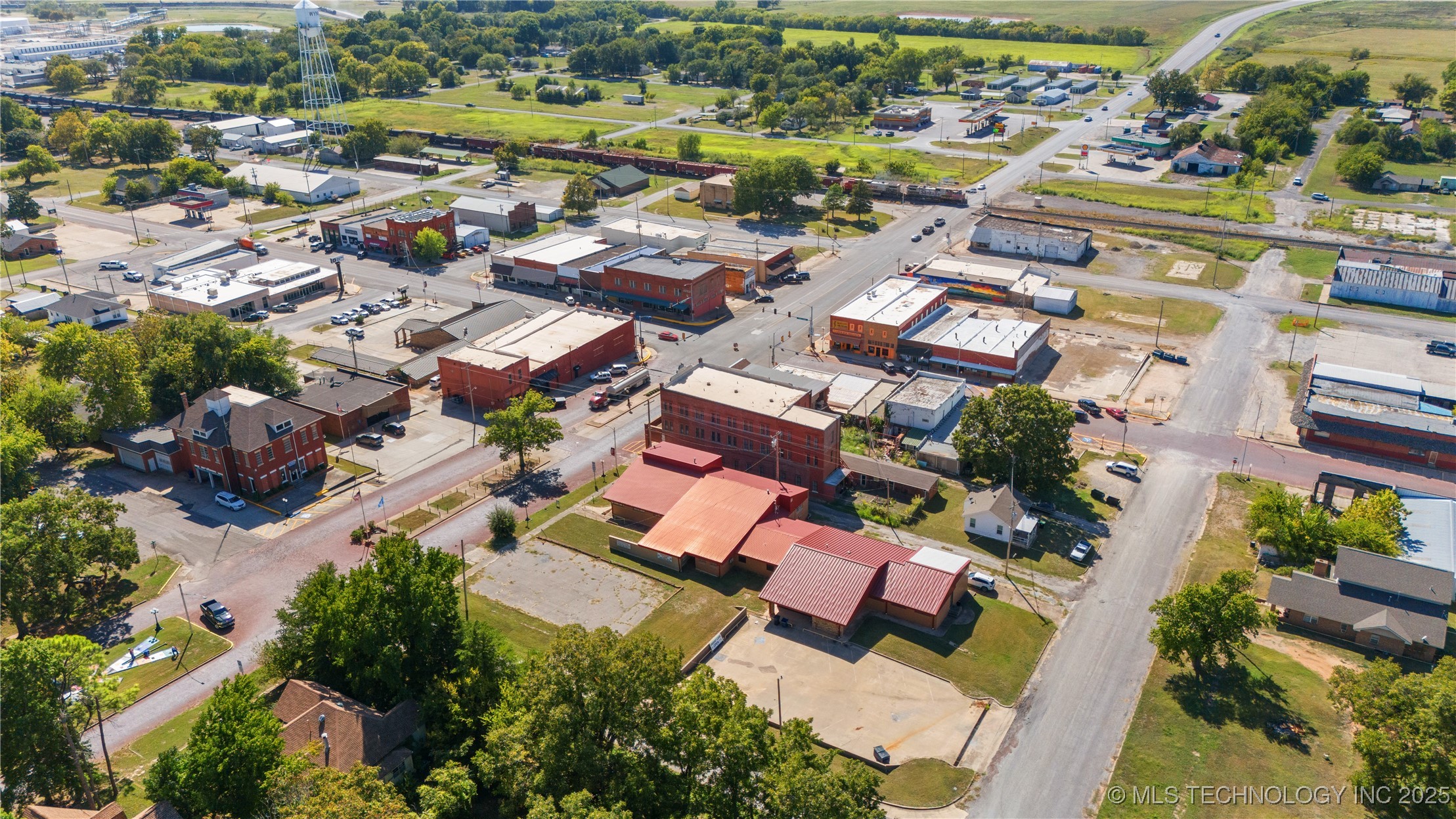 116 E Robert S Kerr Boulevard Wynnewood OK 73098