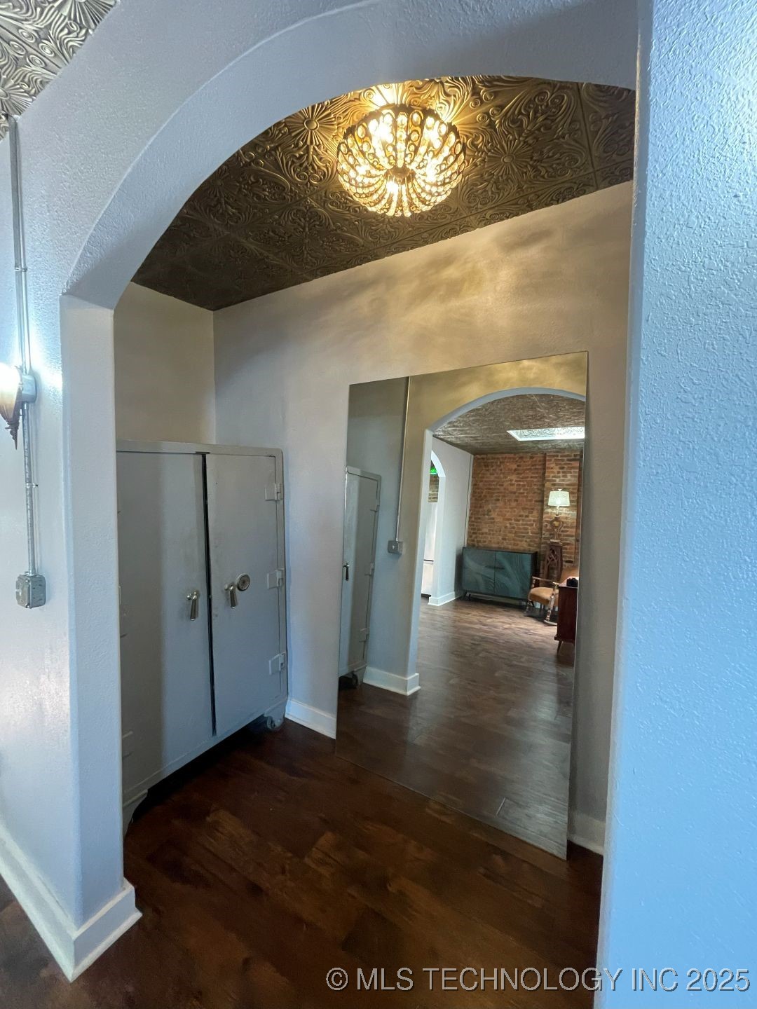 9 W Main Street Ardmore OK 73401