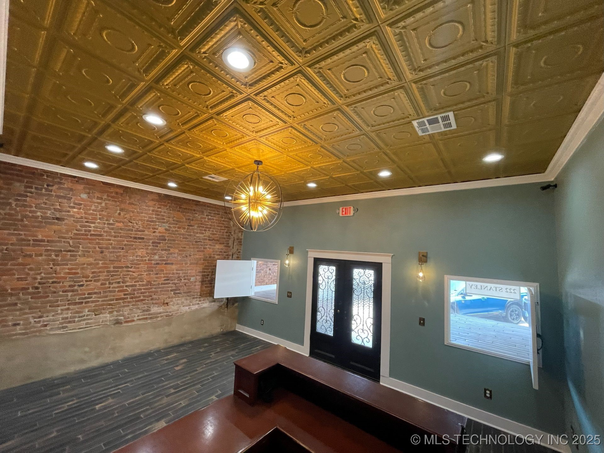 9 W Main Street Ardmore OK 73401