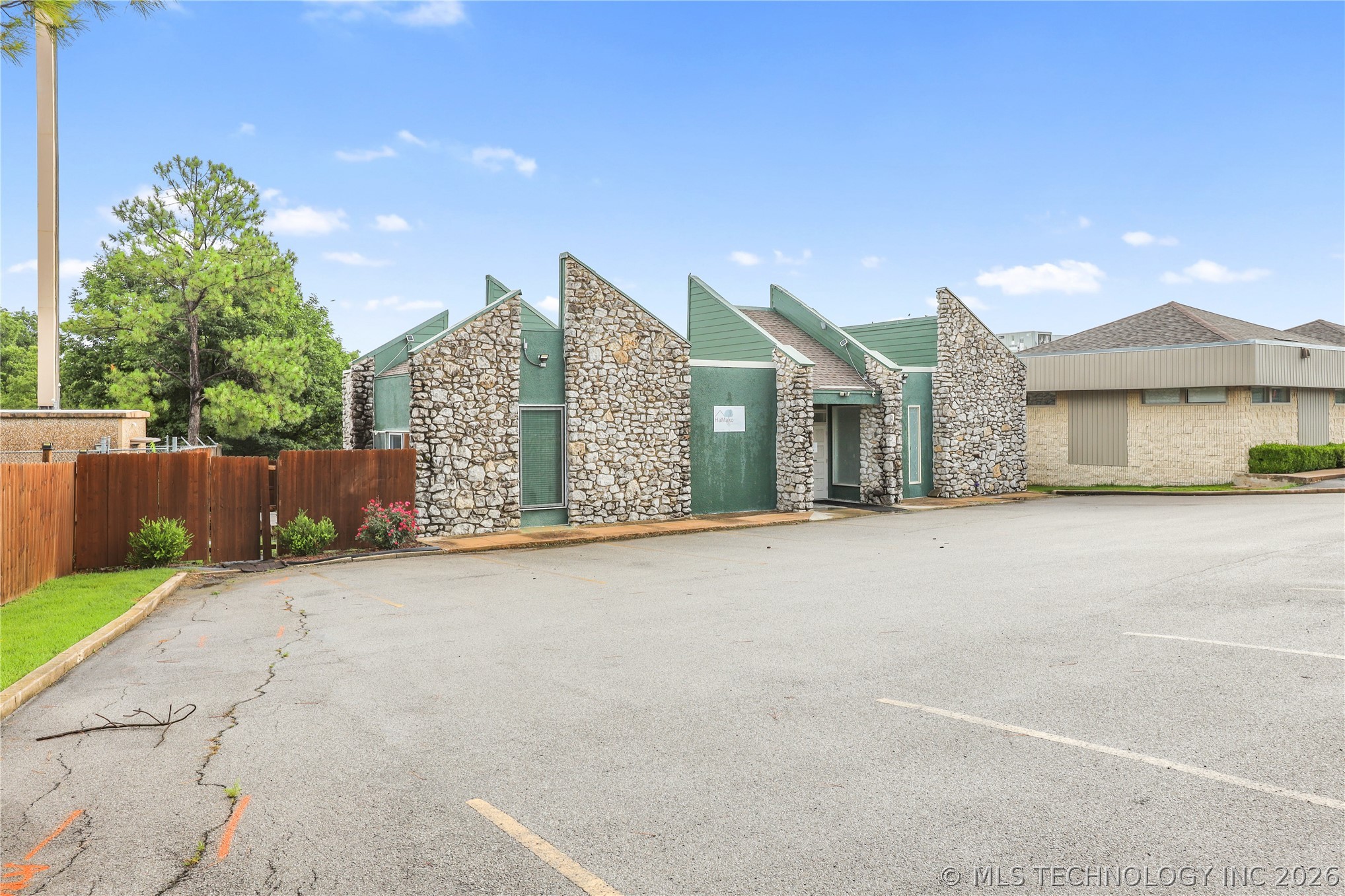 7935 E 57th Street Tulsa OK 74145