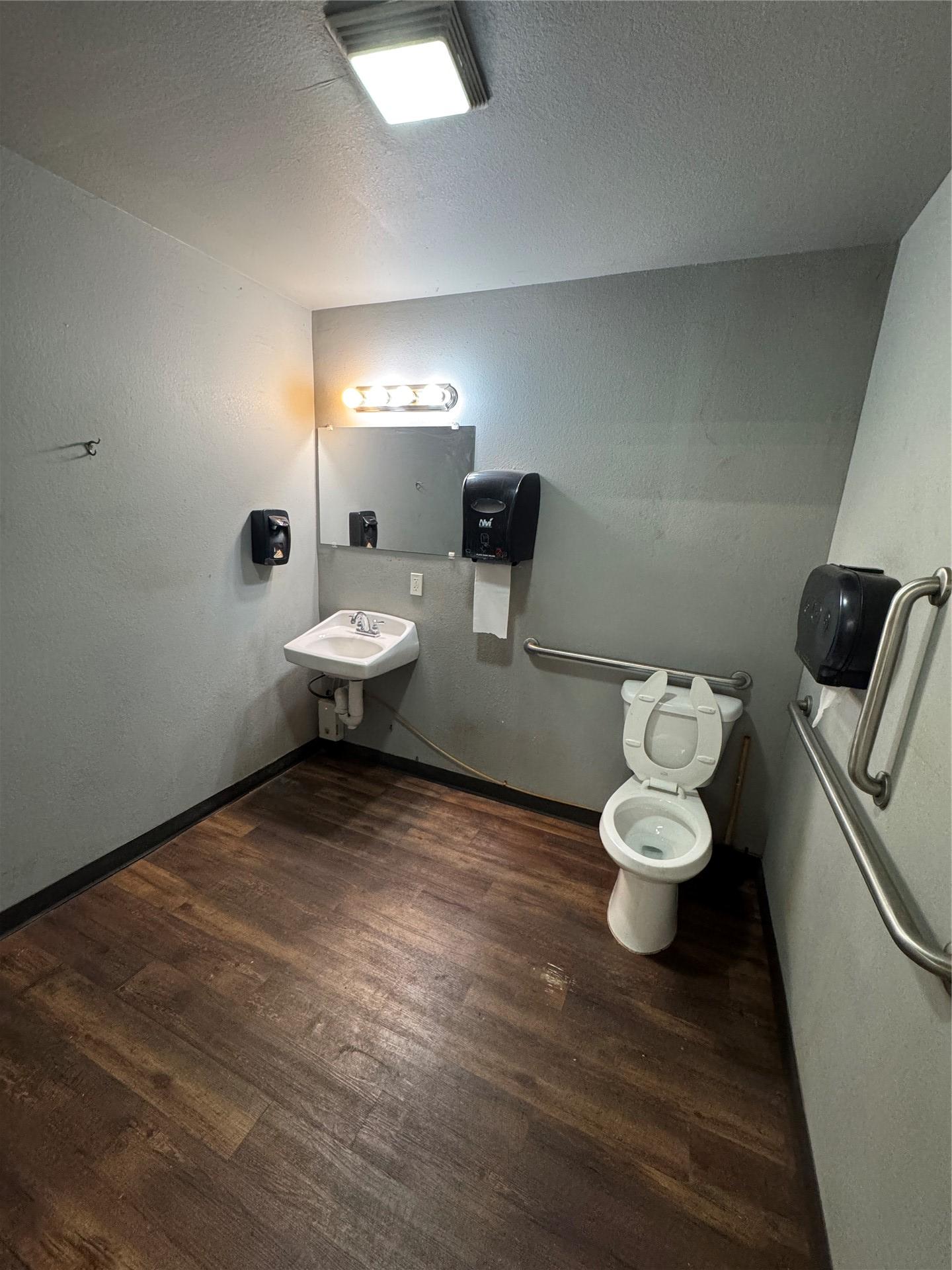 215 E 9th Street Ada OK 74820