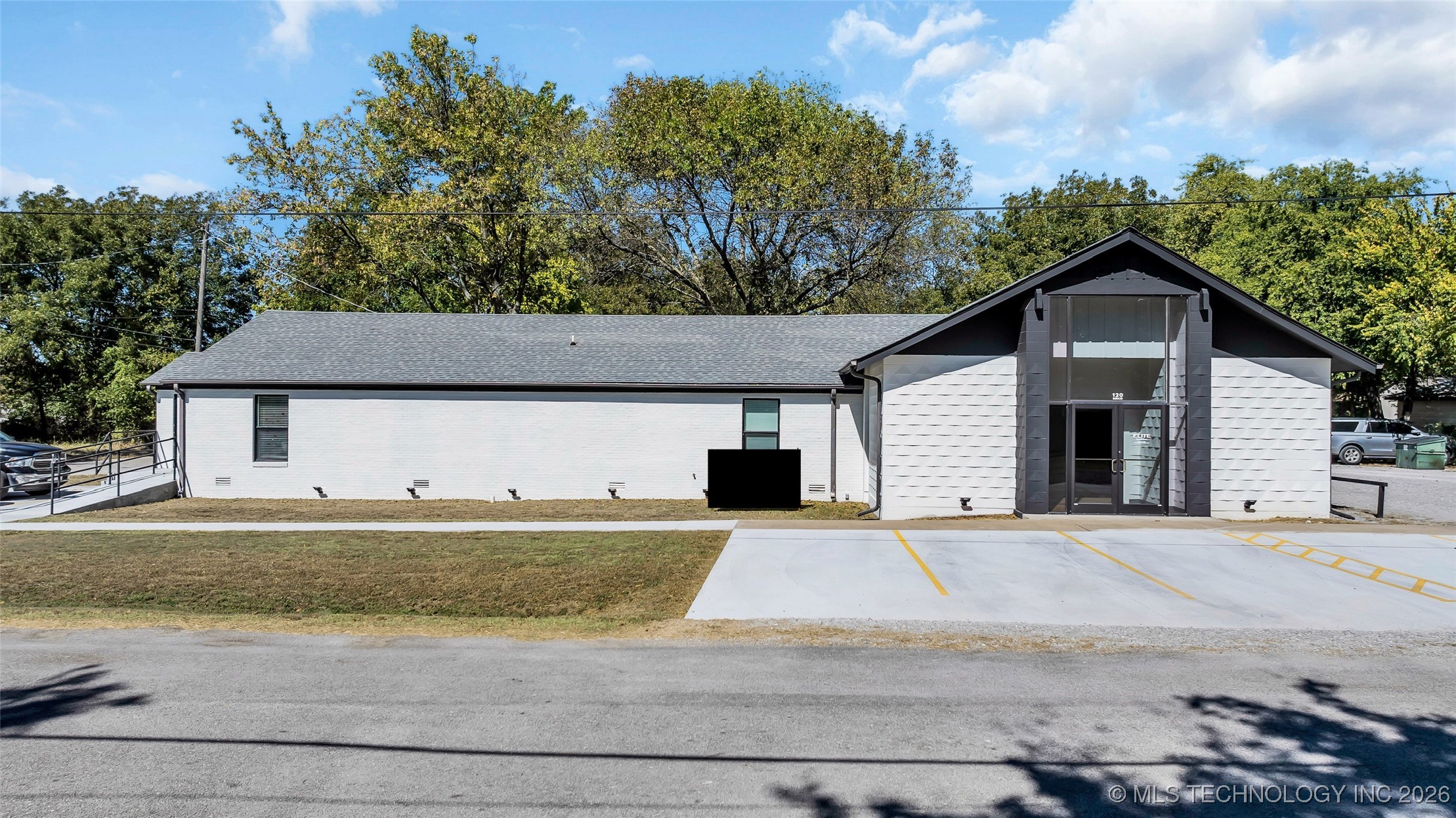 110 Main Lone Grove OK 73443