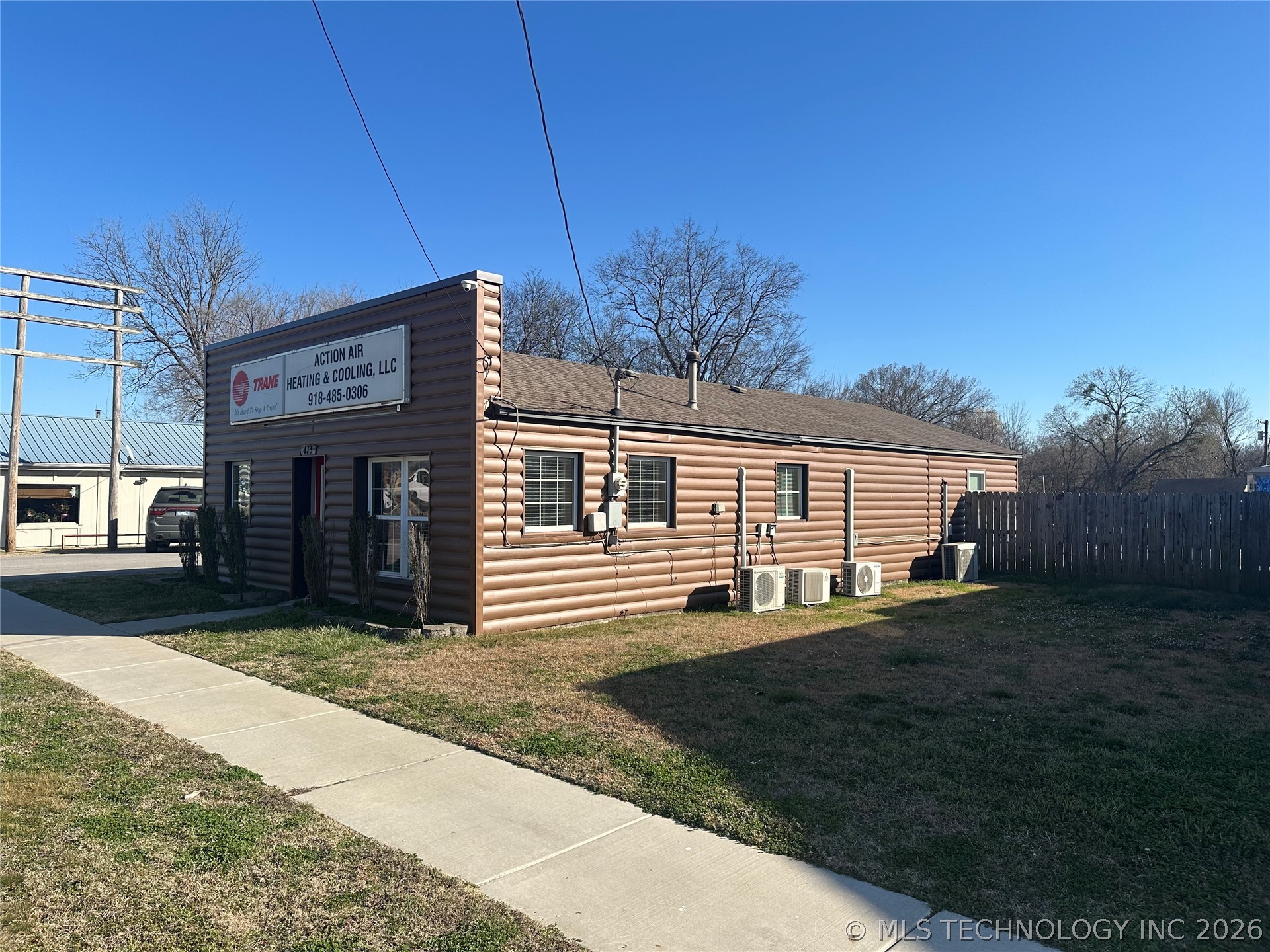 415 W Cherokee Street Wagoner OK 74467