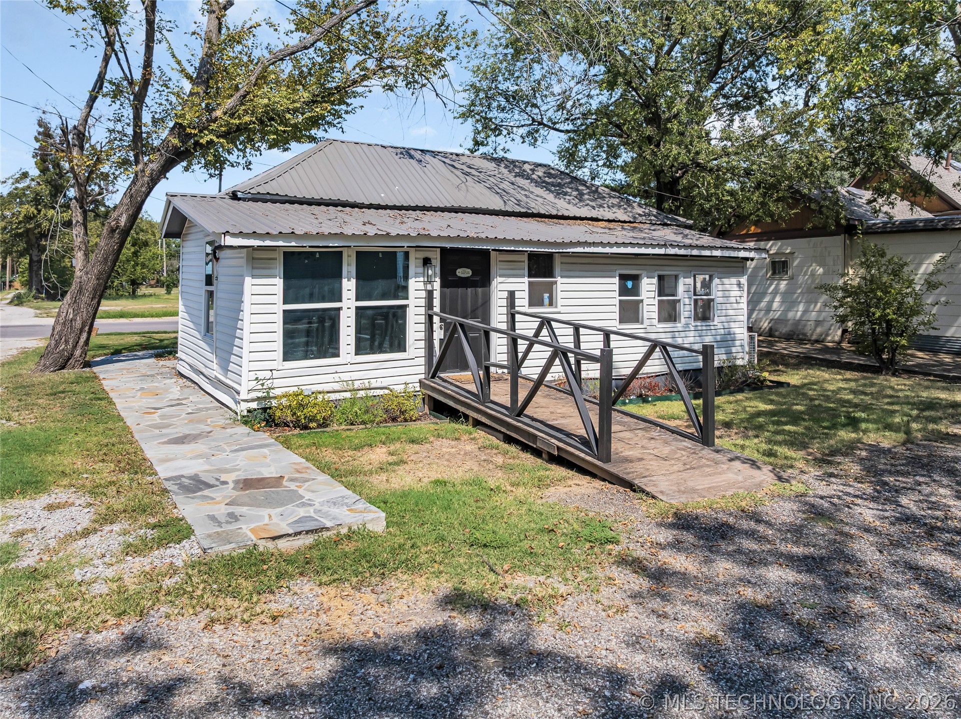 10 5th Avenue NW Ardmore OK 73401