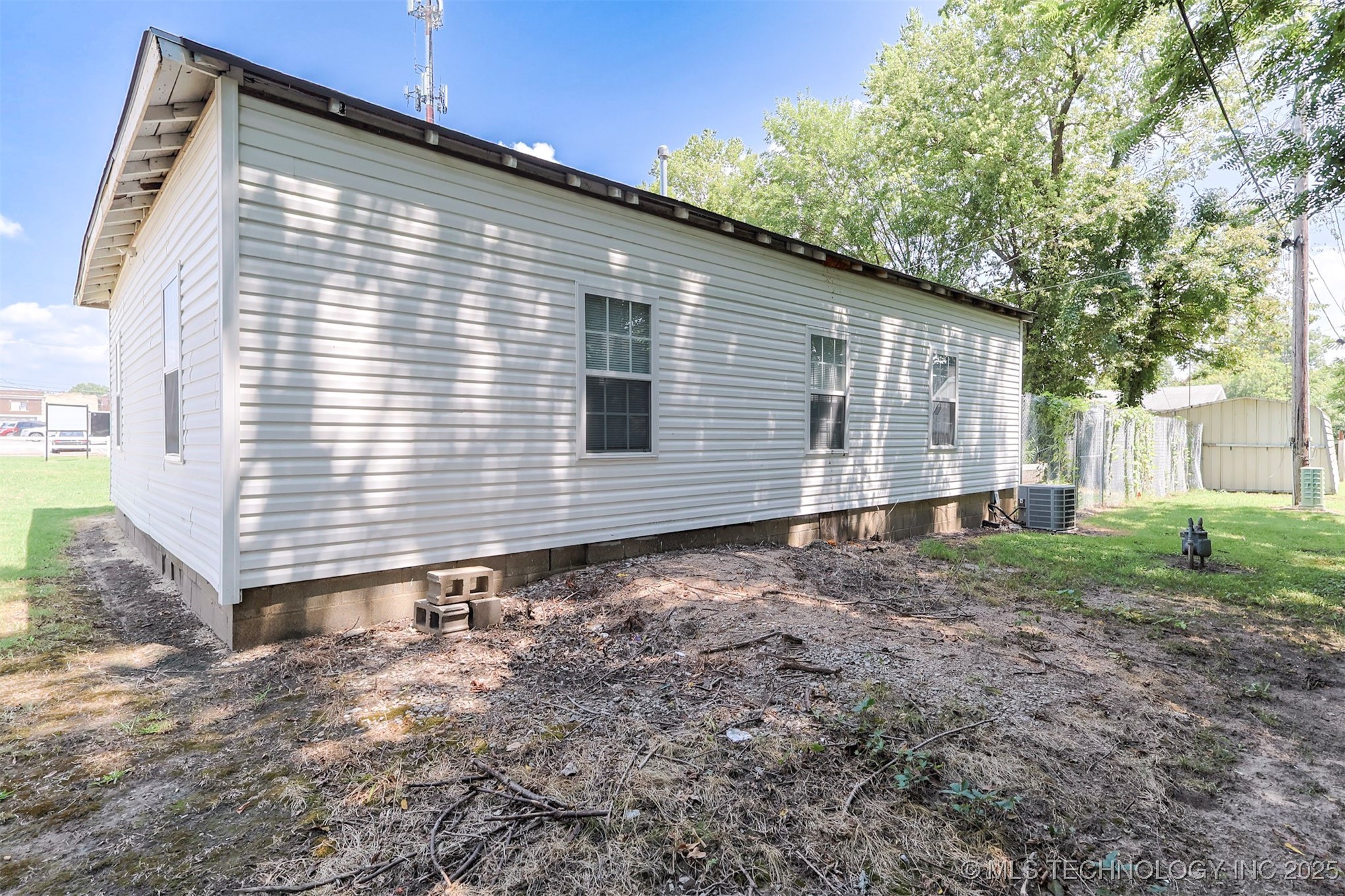 206 E 3rd Street Skiatook OK 74070