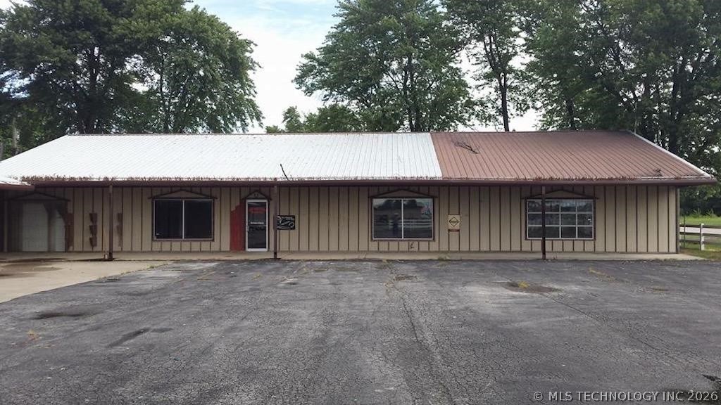103 NE 2nd Street Adair OK 74330
