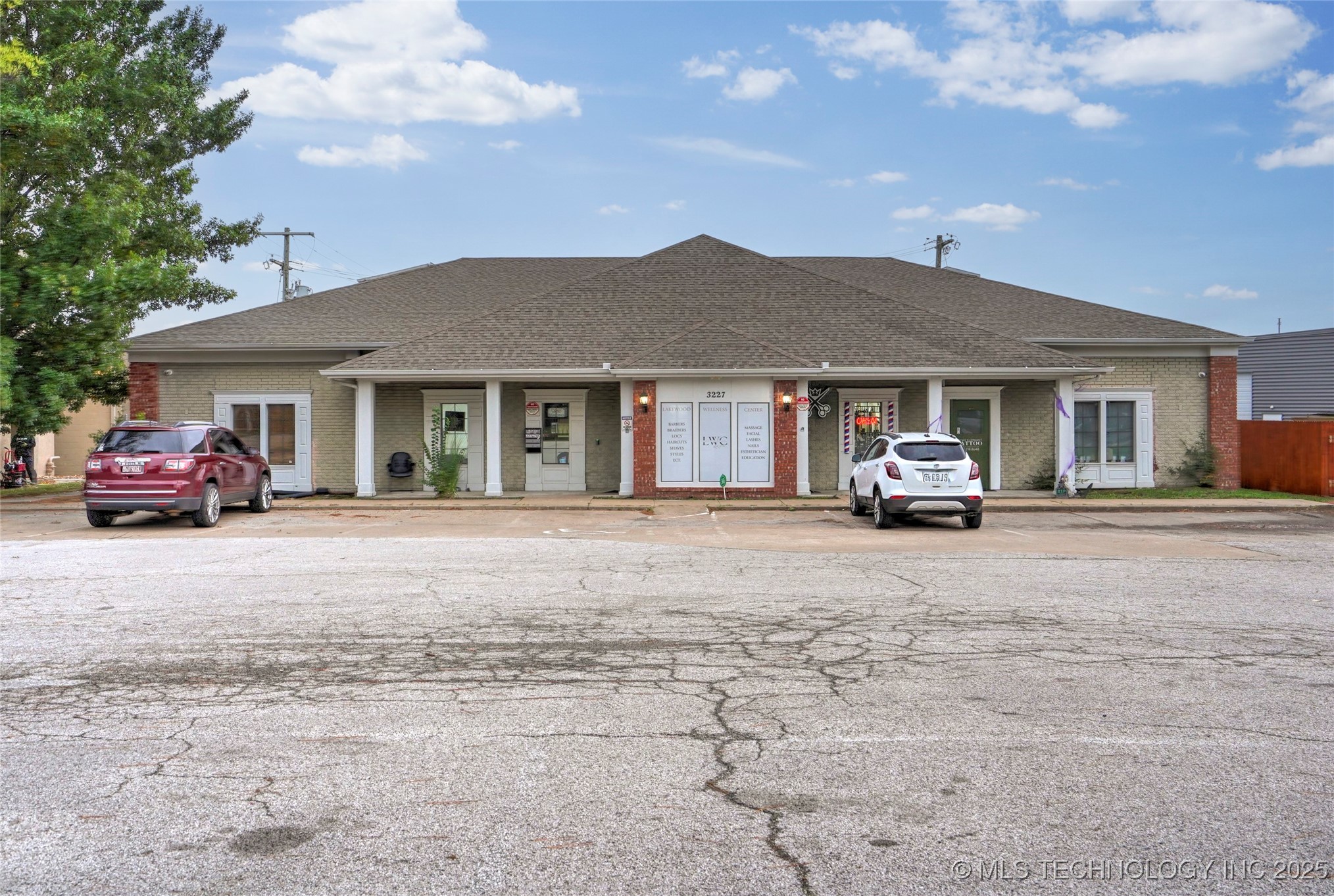 3227 S Lakewood Avenue Tulsa OK 74135