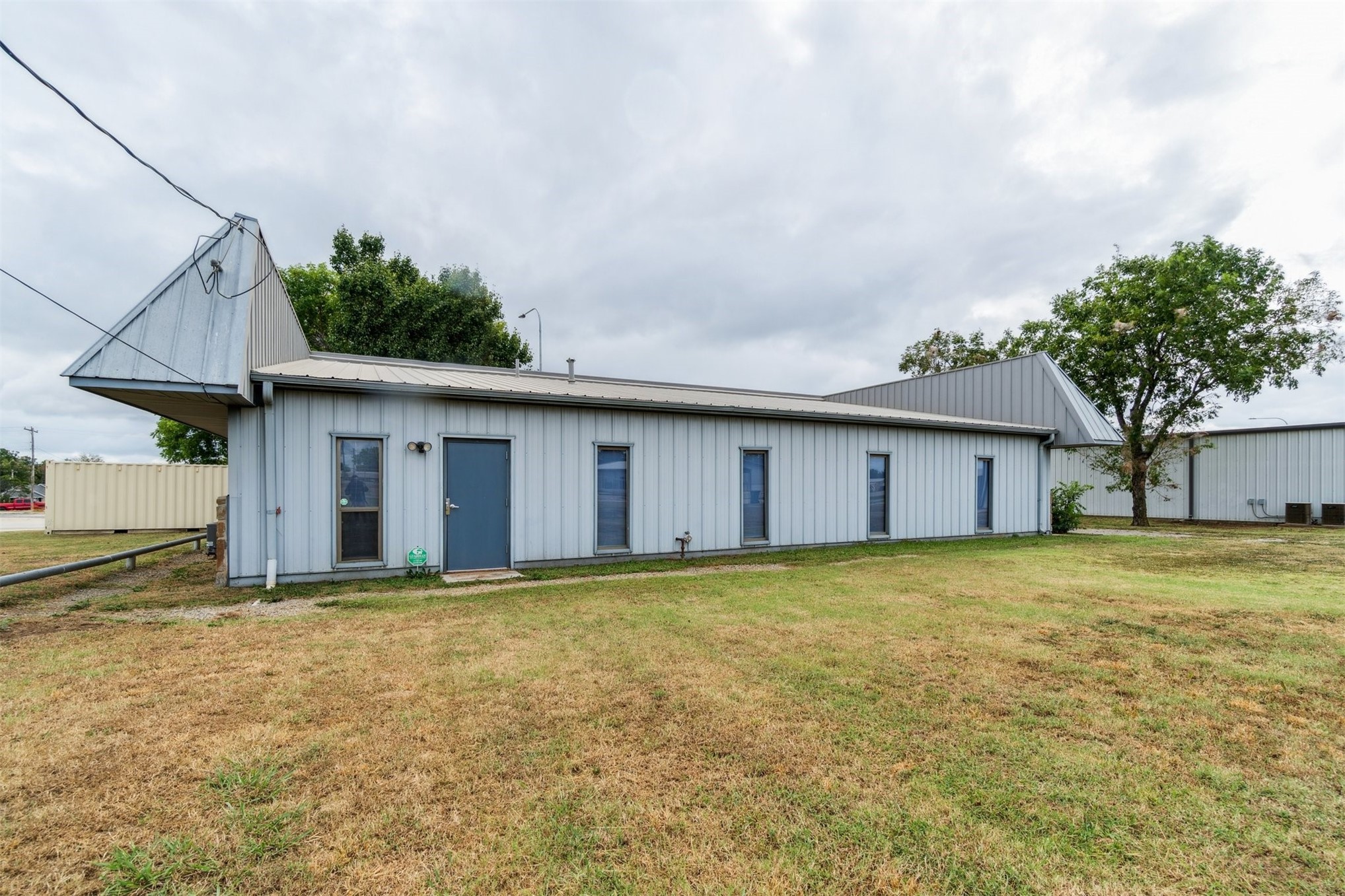 1236 E Main Street Cushing OK 74023