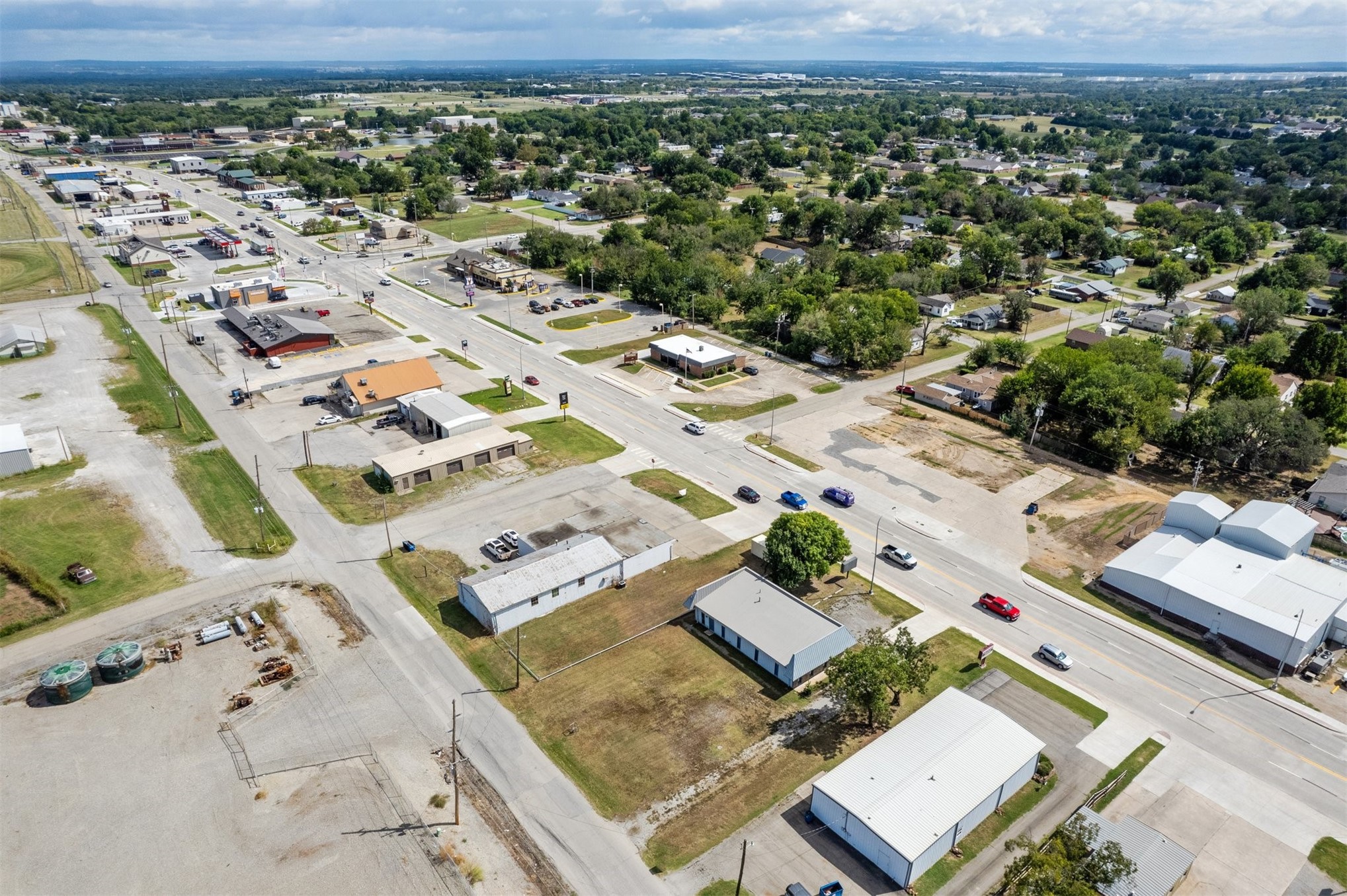 1236 E Main Street Cushing OK 74023
