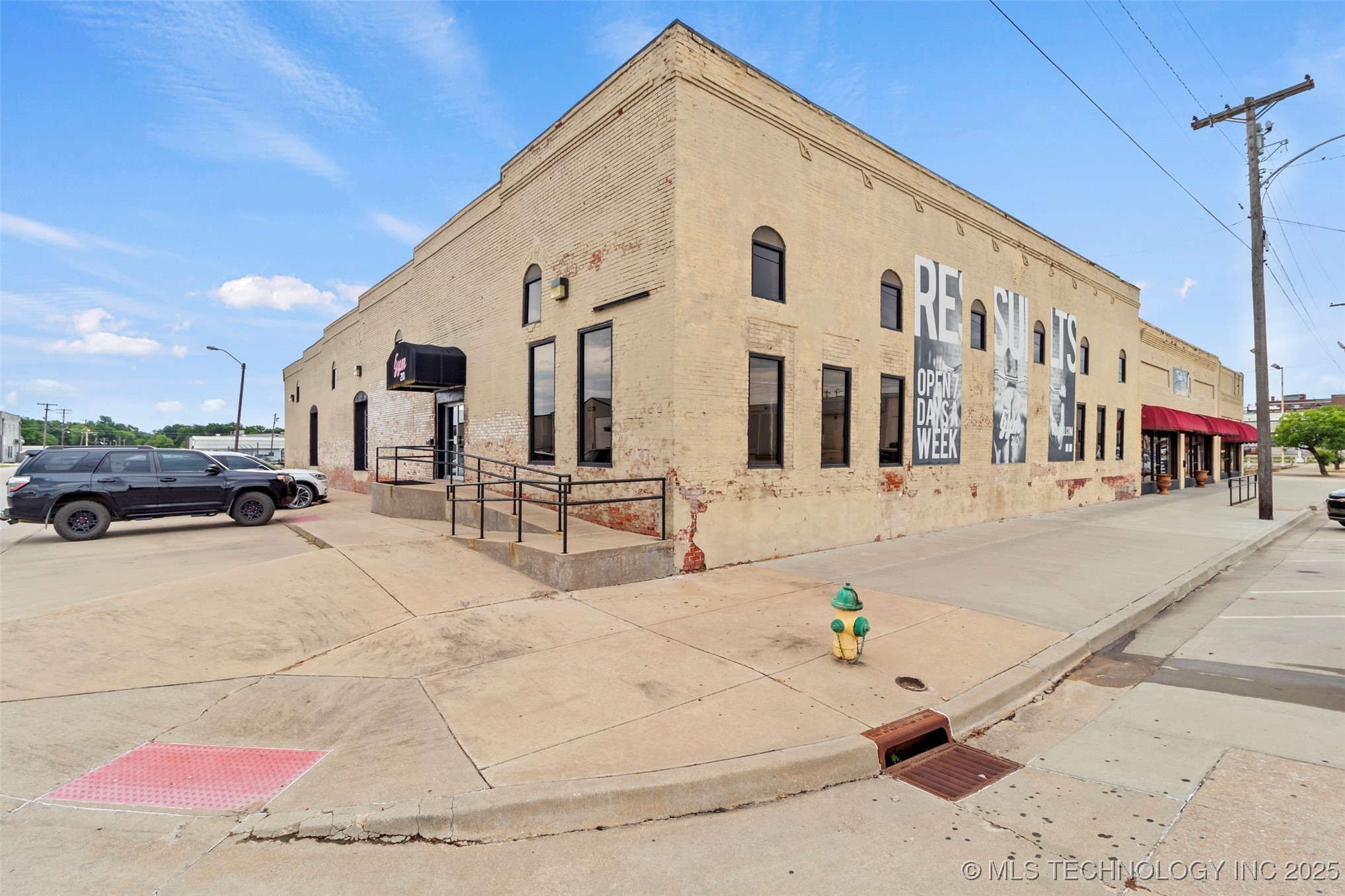 230 N Broadway Ada OK 74820