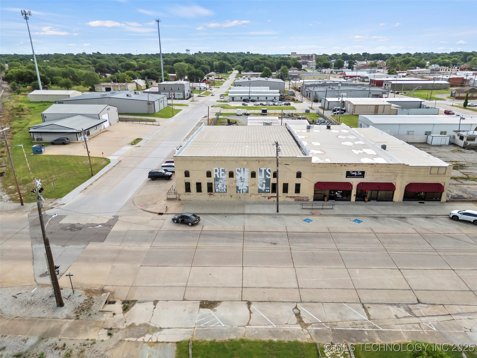 230 N Broadway Ada OK 74820