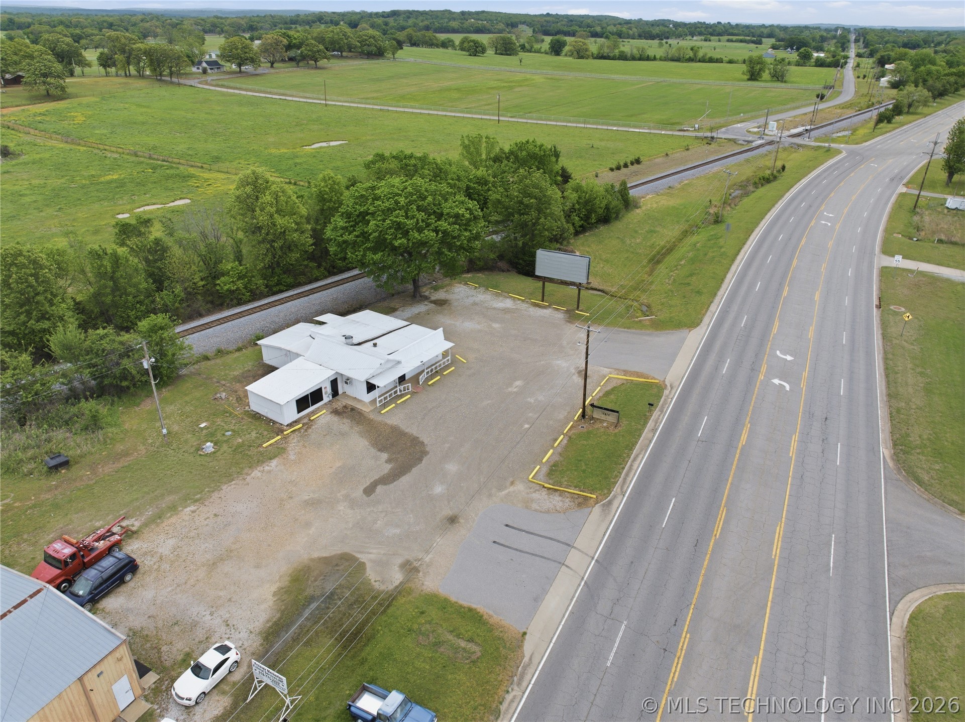 3301 W Cherokee Sallisaw OK 74955