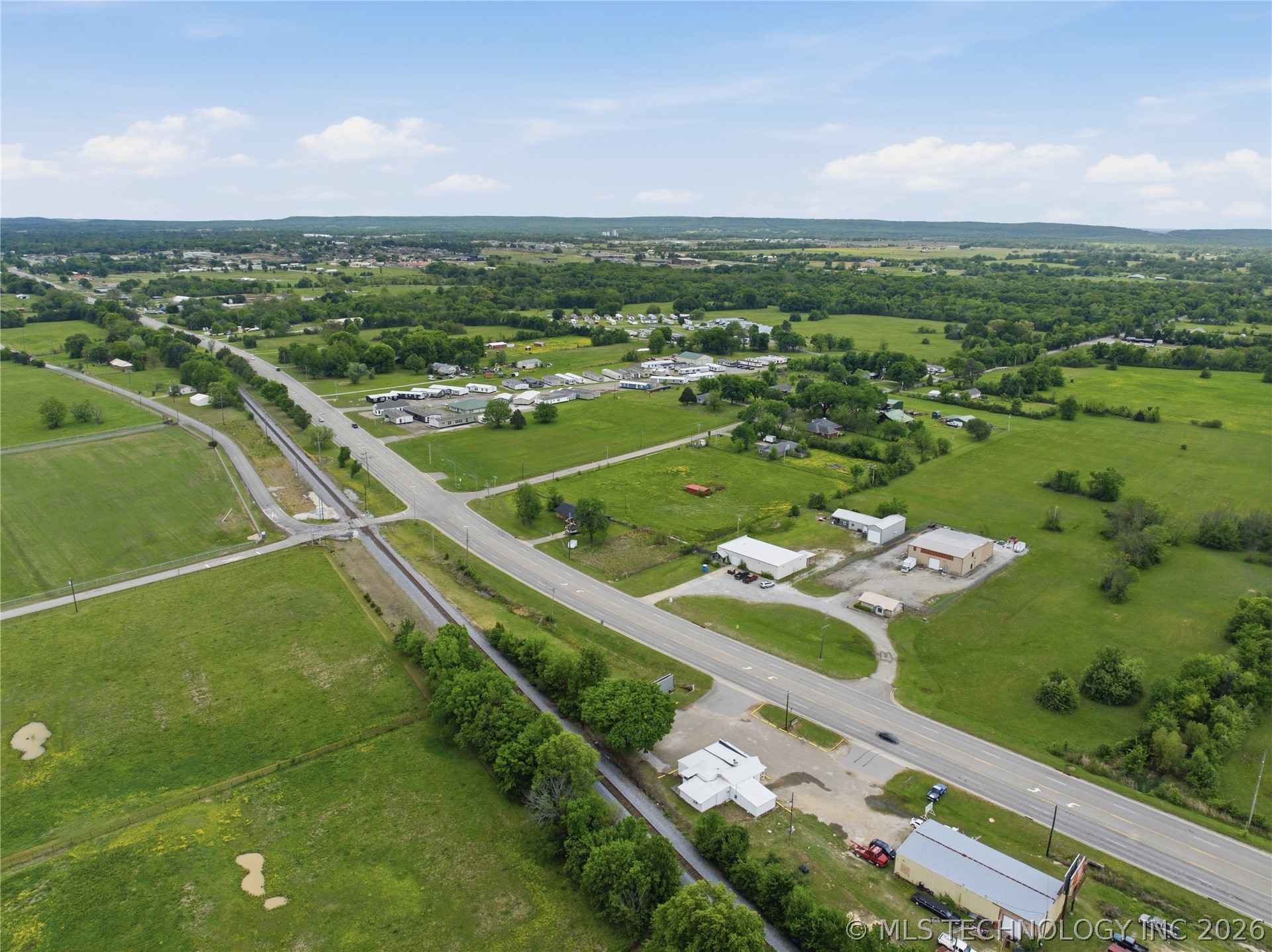 3301 W Cherokee Sallisaw OK 74955