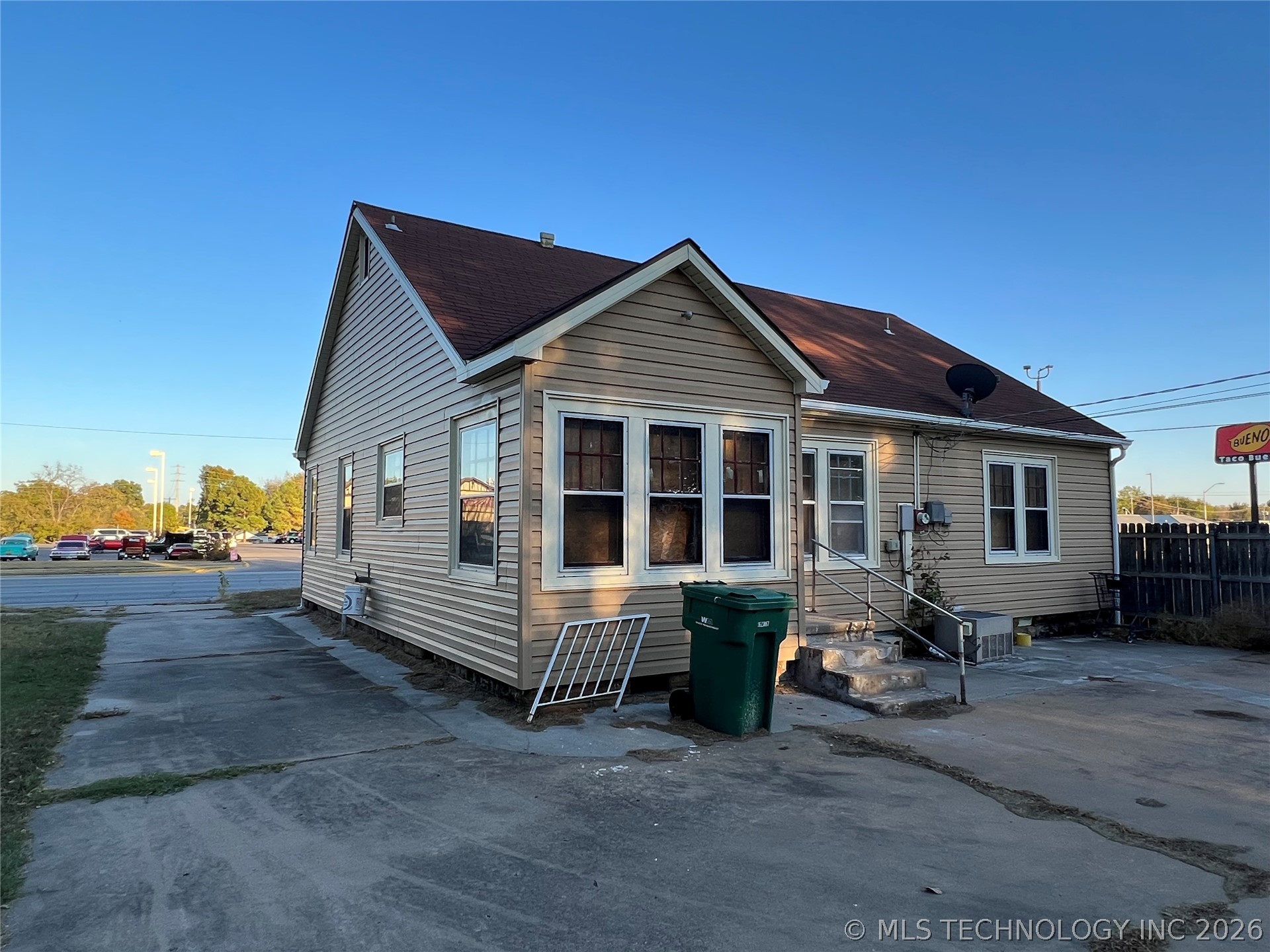 704 S Main Street Sapulpa OK 74066
