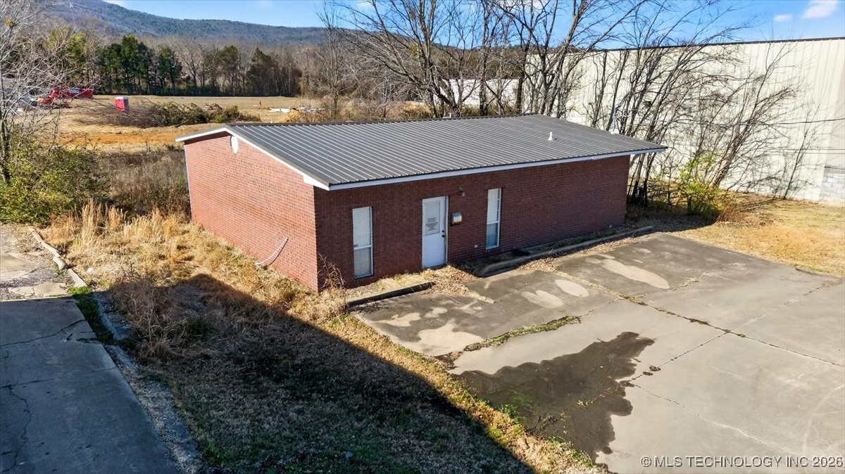 2203 N Broadway Poteau OK 74953