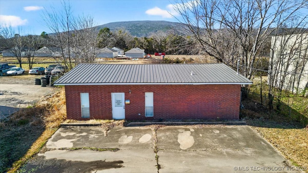 2203 N Broadway Poteau OK 74953
