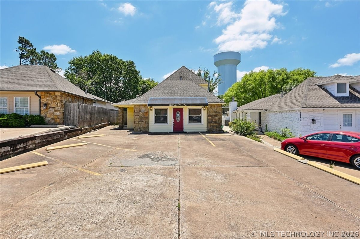 4940 E 73rd Street Tulsa OK 74136
