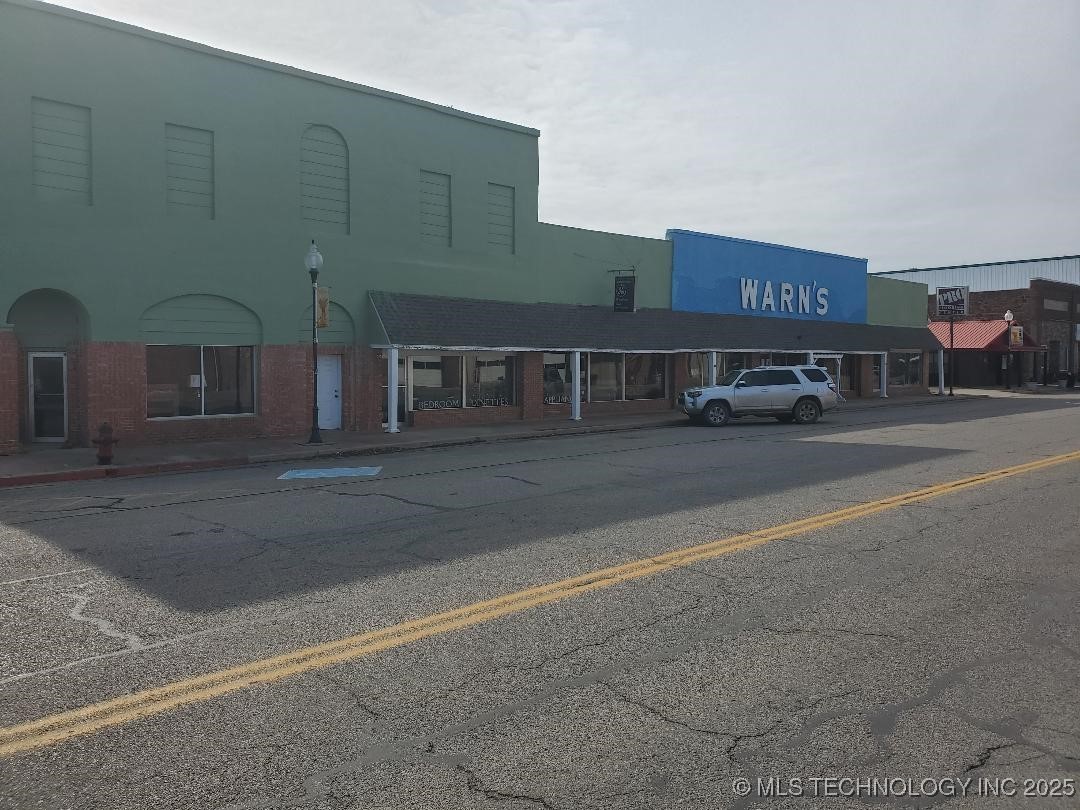 507 W Broadway Street Okemah OK 74859