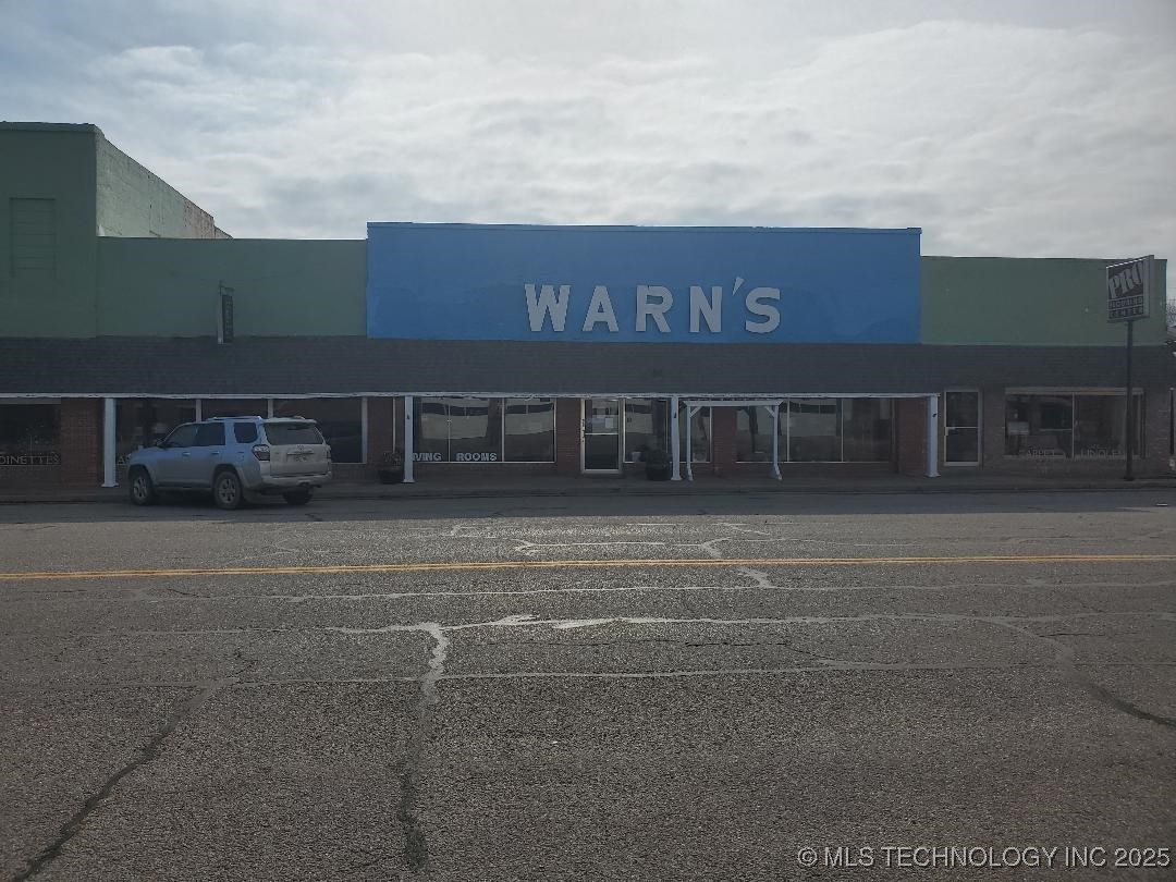 507 W Broadway Street Okemah OK 74859