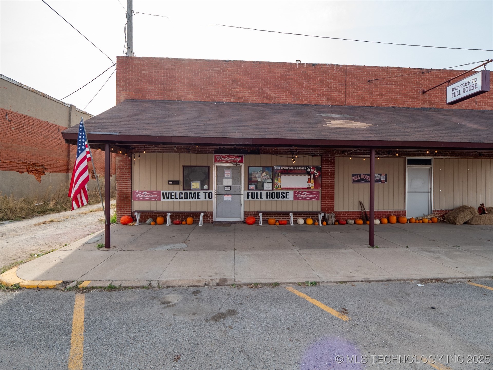 113 W Robert S Kerr Wynnewood OK 73098