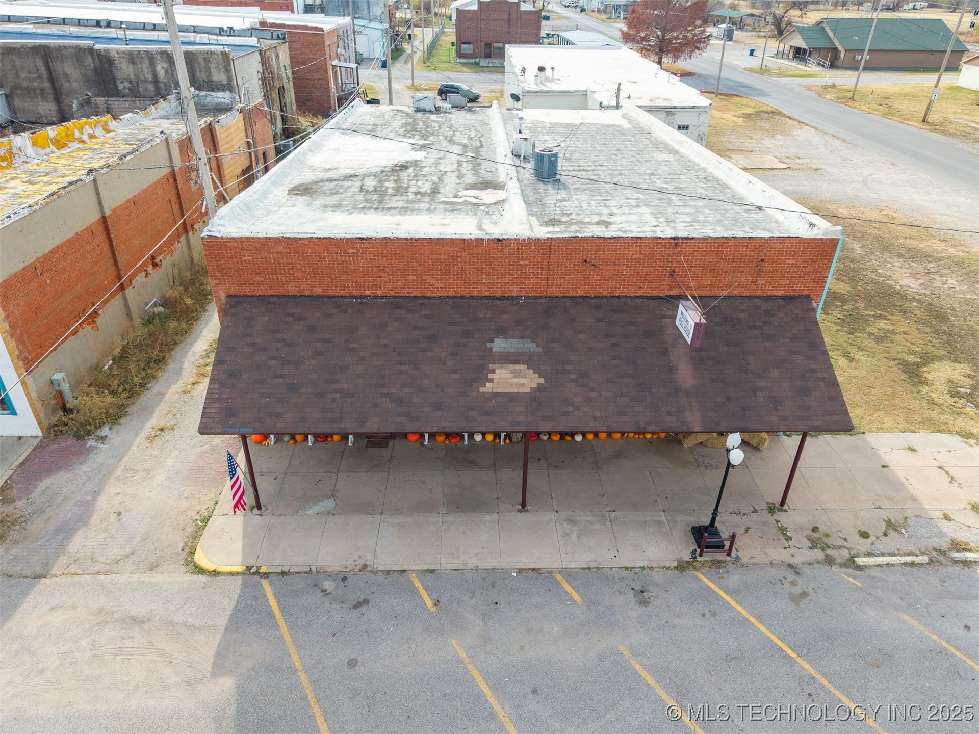 113 W Robert S Kerr Wynnewood OK 73098