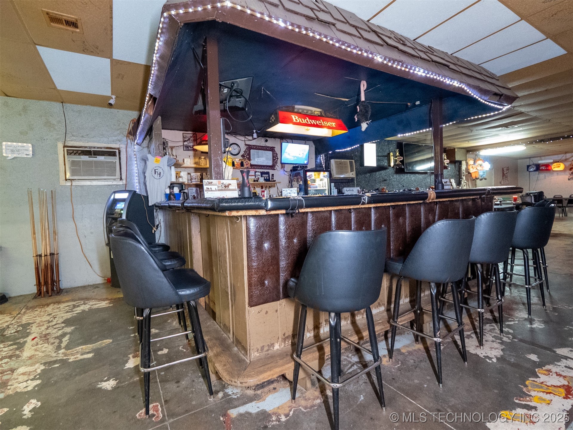 113 W Robert S Kerr Wynnewood OK 73098