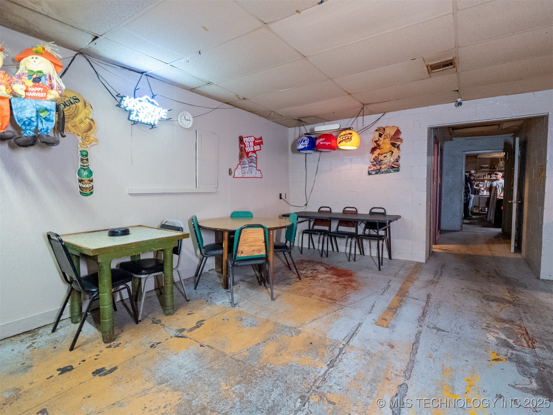 113 W Robert S Kerr Wynnewood OK 73098