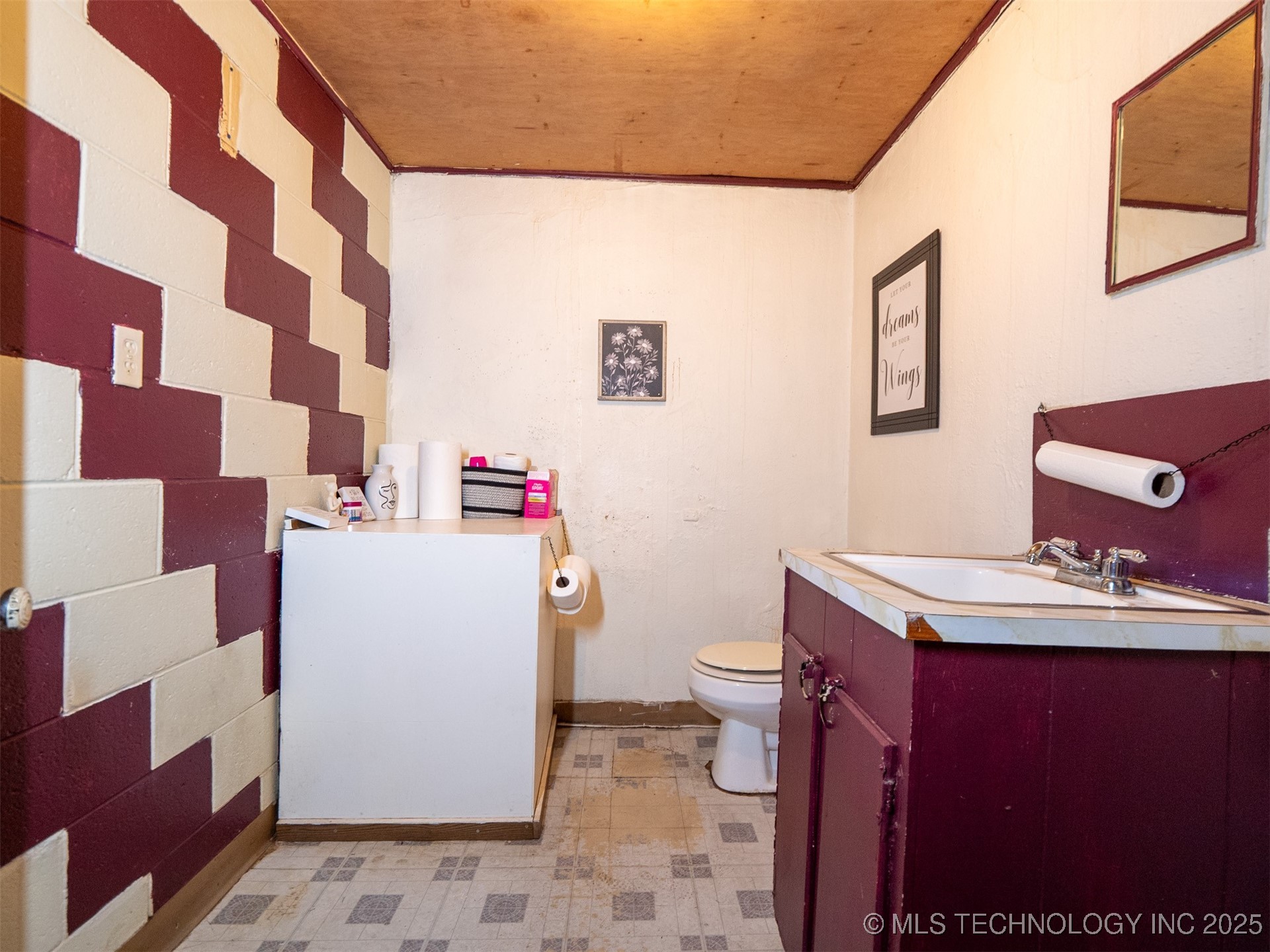 113 W Robert S Kerr Wynnewood OK 73098