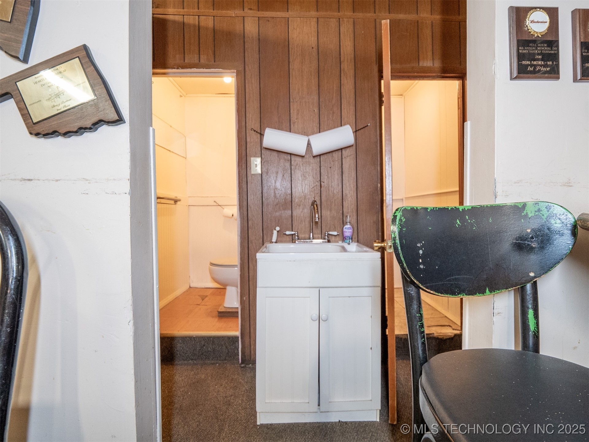113 W Robert S Kerr Wynnewood OK 73098