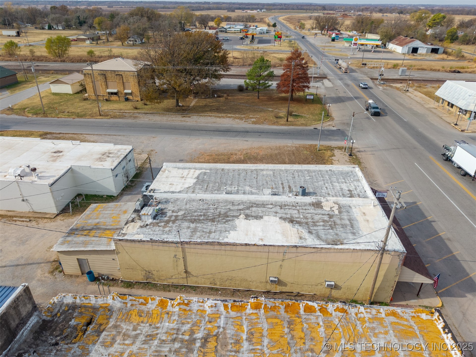 113 W Robert S Kerr Wynnewood OK 73098