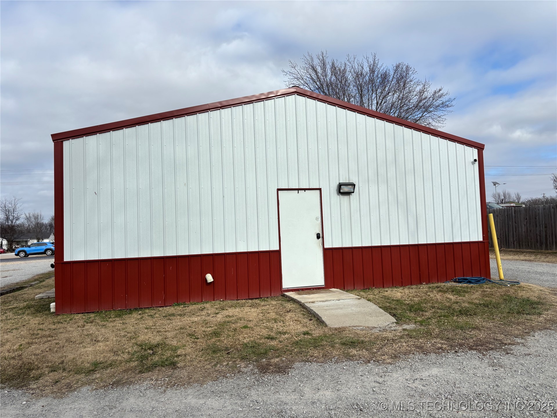 1021 E Tulsa Avenue Kansas OK 74347